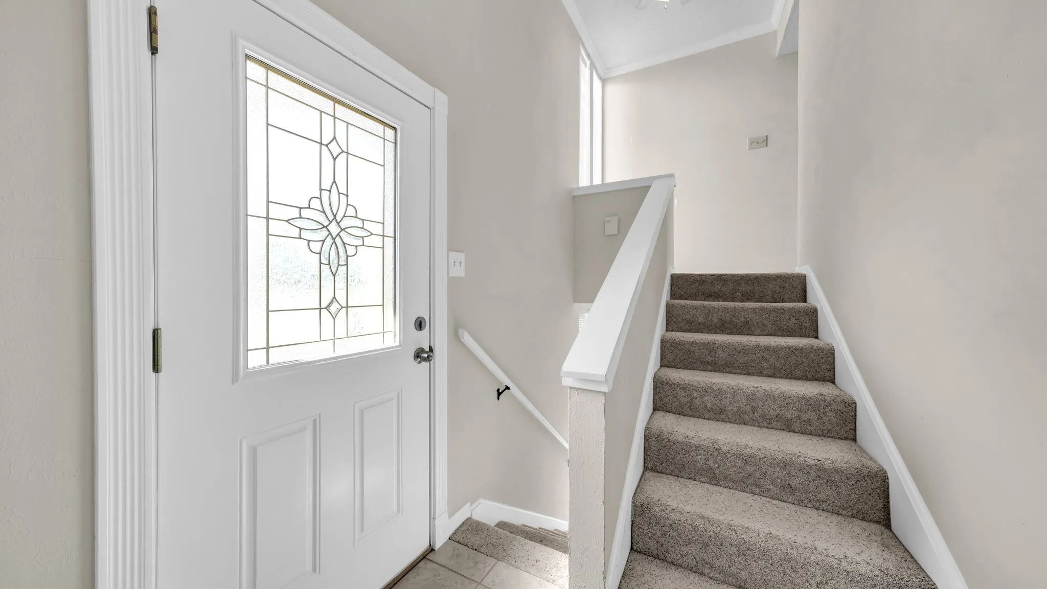 Condominium For Sale in Hood County , 4313 Crescent Drive 5, Granbury, Texas 76049, 2 Bedroom, 2 Bathroom, 1 Garage spaces, 1,424 Sqft, built in 1973, mls#21389961, Real Estate Agent in Granbury, Homes For Sale in Hood county, Homes For Sale in Granbury, Realtor in Granbury Texas, Real Estate Brokerage Independent Realty Texas, Luminita Cordes Realtor