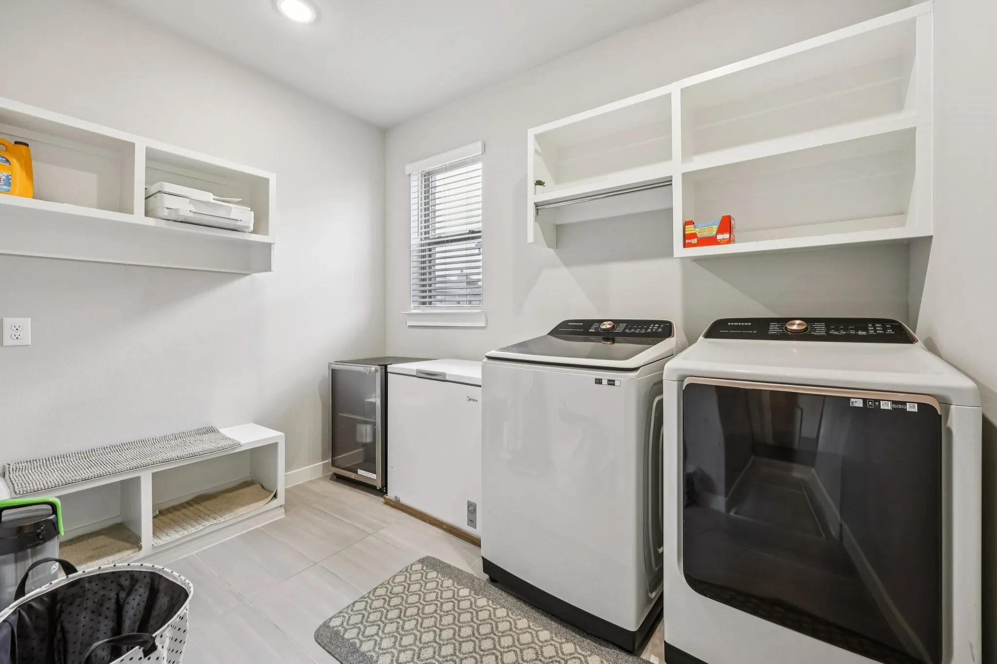 Single Family Residence For Sale in Denton County , 1601 Thunderbird Drive, Fort Worth, Texas 76052, 5 Bedroom, 5 Bathroom, 3 Garage spaces, 4,121 Sqft, built in 2022, mls#21392073, Real Estate Agent in Fort Worth, Homes For Sale in Denton county, Homes For Sale in Fort Worth, Realtor in Fort Worth Texas, Real Estate Brokerage Independent Realty Texas, Luminita Cordes Realtor