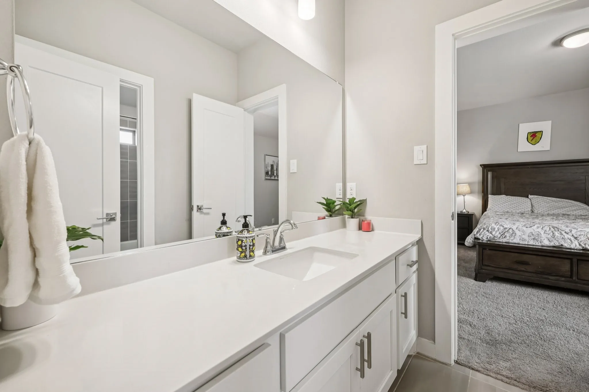 Single Family Residence For Sale in Denton County , 1601 Thunderbird Drive, Fort Worth, Texas 76052, 5 Bedroom, 5 Bathroom, 3 Garage spaces, 4,121 Sqft, built in 2022, mls#21392073, Real Estate Agent in Fort Worth, Homes For Sale in Denton county, Homes For Sale in Fort Worth, Realtor in Fort Worth Texas, Real Estate Brokerage Independent Realty Texas, Luminita Cordes Realtor