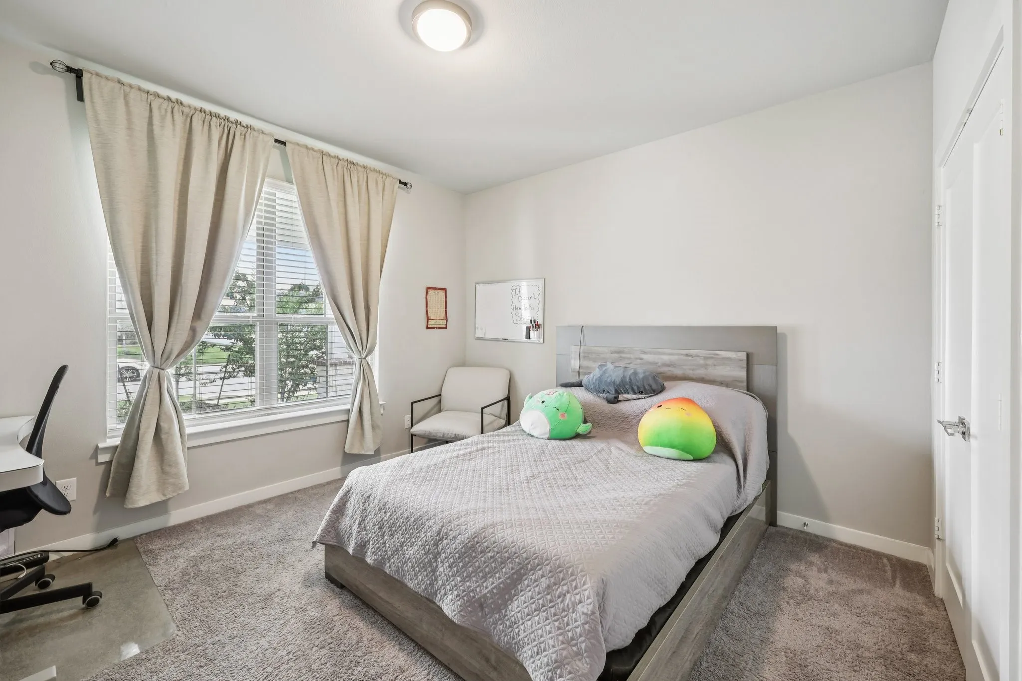 Single Family Residence For Sale in Denton County , 1601 Thunderbird Drive, Fort Worth, Texas 76052, 5 Bedroom, 5 Bathroom, 3 Garage spaces, 4,121 Sqft, built in 2022, mls#21392073, Real Estate Agent in Fort Worth, Homes For Sale in Denton county, Homes For Sale in Fort Worth, Realtor in Fort Worth Texas, Real Estate Brokerage Independent Realty Texas, Luminita Cordes Realtor
