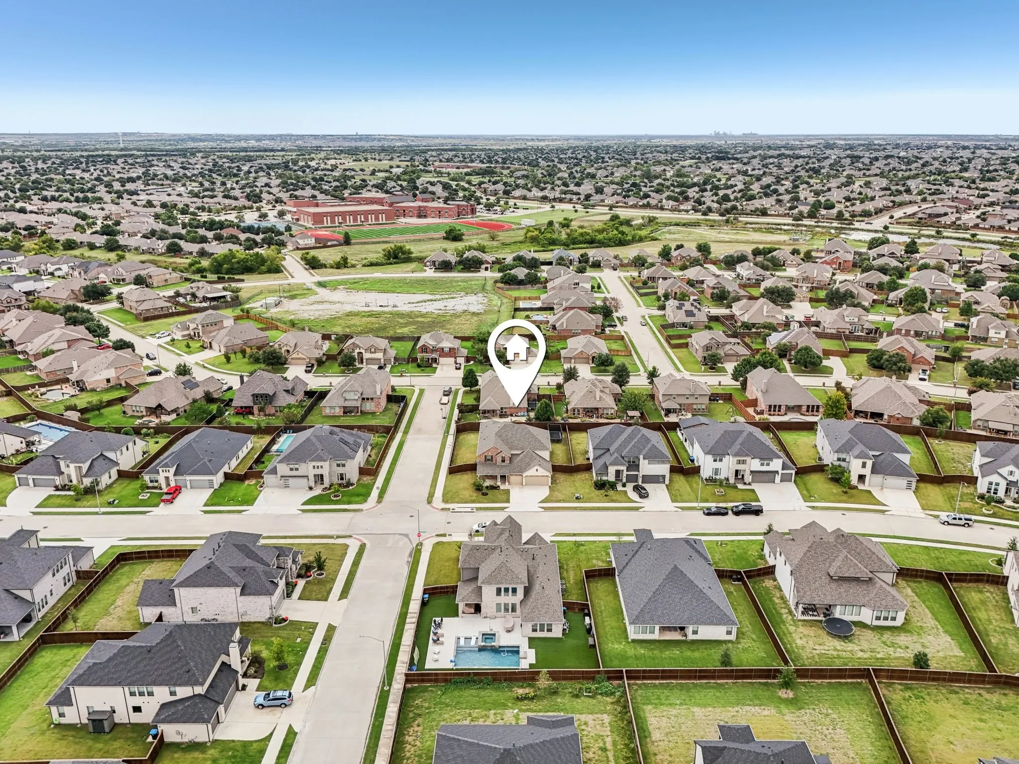 Single Family Residence For Sale in Denton County , 1601 Thunderbird Drive, Fort Worth, Texas 76052, 5 Bedroom, 5 Bathroom, 3 Garage spaces, 4,121 Sqft, built in 2022, mls#21392073, Real Estate Agent in Fort Worth, Homes For Sale in Denton county, Homes For Sale in Fort Worth, Realtor in Fort Worth Texas, Real Estate Brokerage Independent Realty Texas, Luminita Cordes Realtor