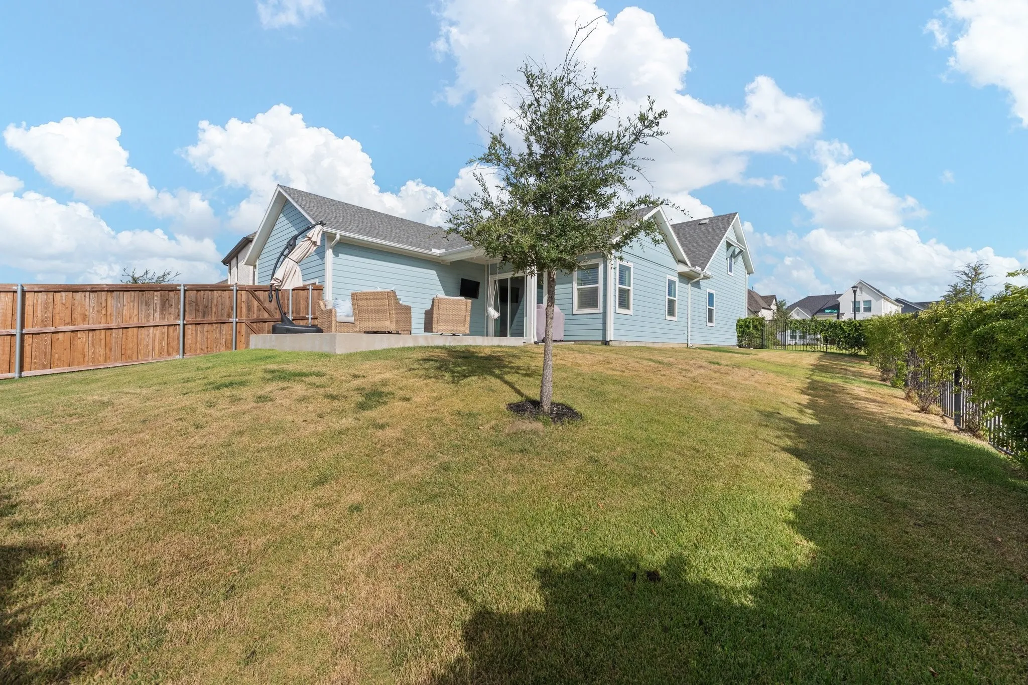 Single Family Residence For Sale in Parker County , 14401 Greymoore Circle, Fort Worth, Texas 76008, 4 Bedroom, 2 Bathroom, 2 Garage spaces, 2,160 Sqft, built in 2021, mls#21392060, Real Estate Agent in Fort Worth, Homes For Sale in Parker county, Homes For Sale in Fort Worth, Realtor in Fort Worth Texas, Real Estate Brokerage Independent Realty Texas, Luminita Cordes Realtor