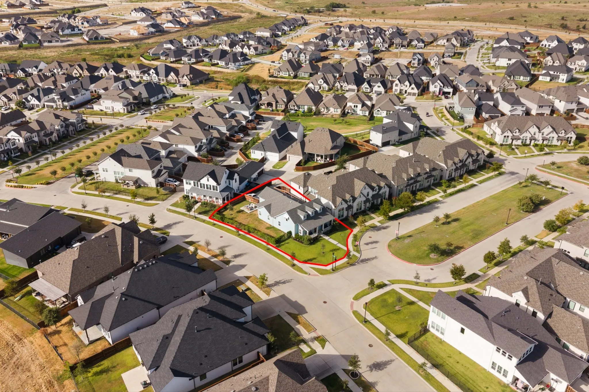 Single Family Residence For Sale in Parker County , 14401 Greymoore Circle, Fort Worth, Texas 76008, 4 Bedroom, 2 Bathroom, 2 Garage spaces, 2,160 Sqft, built in 2021, mls#21392060, Real Estate Agent in Fort Worth, Homes For Sale in Parker county, Homes For Sale in Fort Worth, Realtor in Fort Worth Texas, Real Estate Brokerage Independent Realty Texas, Luminita Cordes Realtor