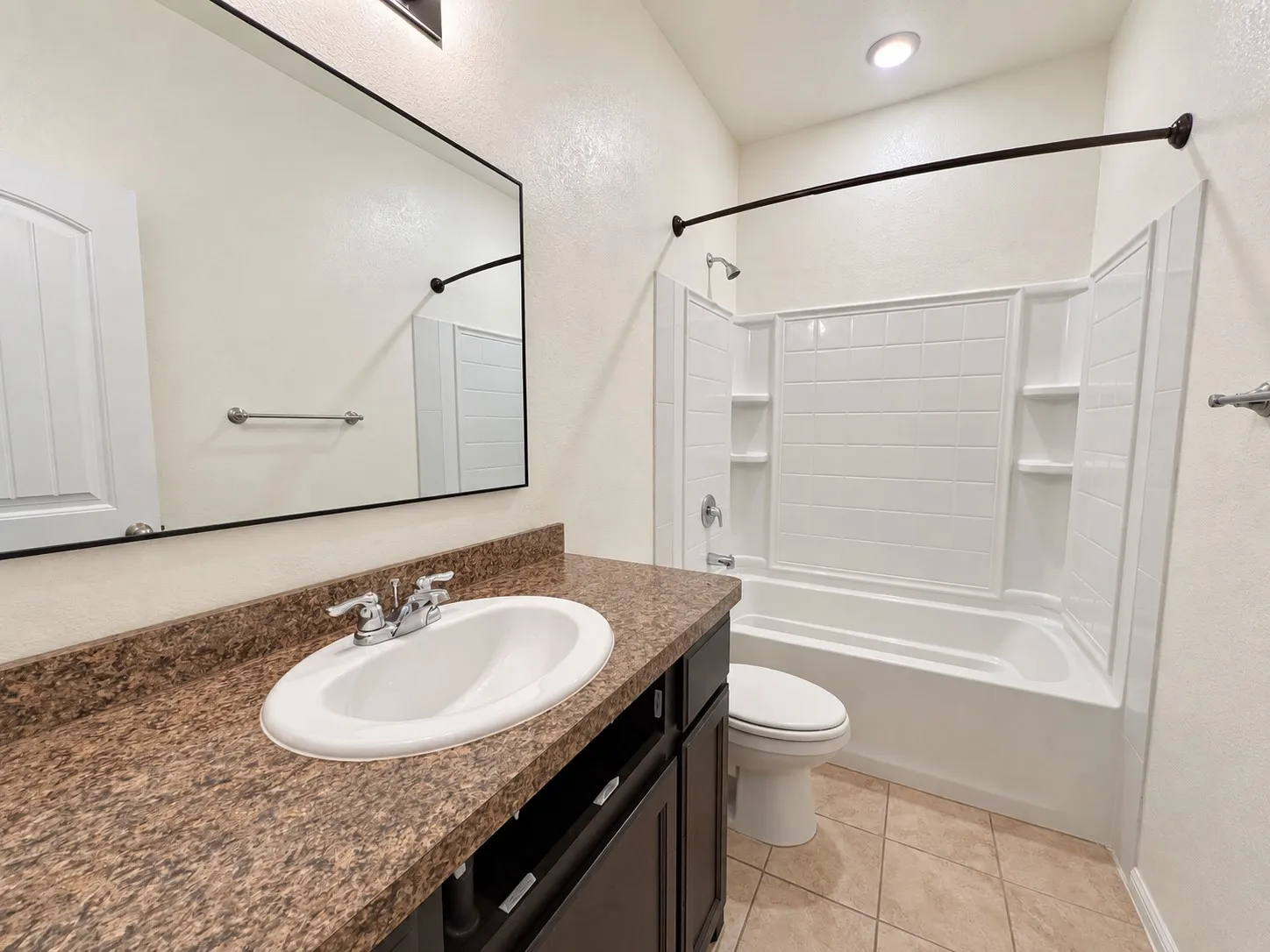 Single Family Residence For Rent in Tarrant County , 712 Ben Lake Trail, Fort Worth, Texas 76120, 4 Bedroom, 2 Bathroom, 2 Garage spaces, 1,574 Sqft, built in 2019, mls#21392118, Real Estate Agent in Fort Worth, Homes For Rent in Tarrant county, Homes For Rent in Fort Worth, Realtor in Fort Worth Texas, Real Estate Brokerage Independent Realty Texas, Luminita Cordes Realtor