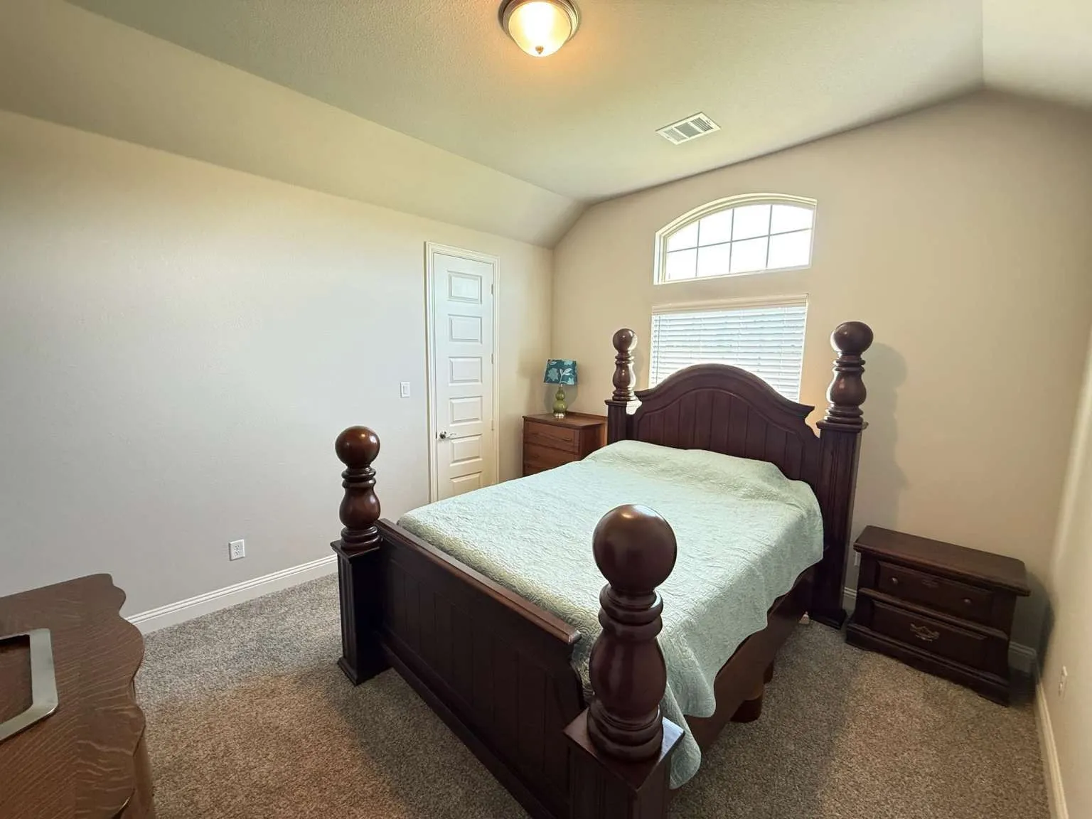 Single Family Residence For Sale in Kaufman County , 1549 Lynx Loop, Forney, Texas 75126, 4 Bedroom, 3 Bathroom, 3 Garage spaces, 3,104 Sqft, built in 2024, mls#21392141, Real Estate Agent in Forney, Homes For Sale in Kaufman county, Homes For Sale in Forney, Realtor in Forney Texas, Real Estate Brokerage Independent Realty Texas, Luminita Cordes Realtor