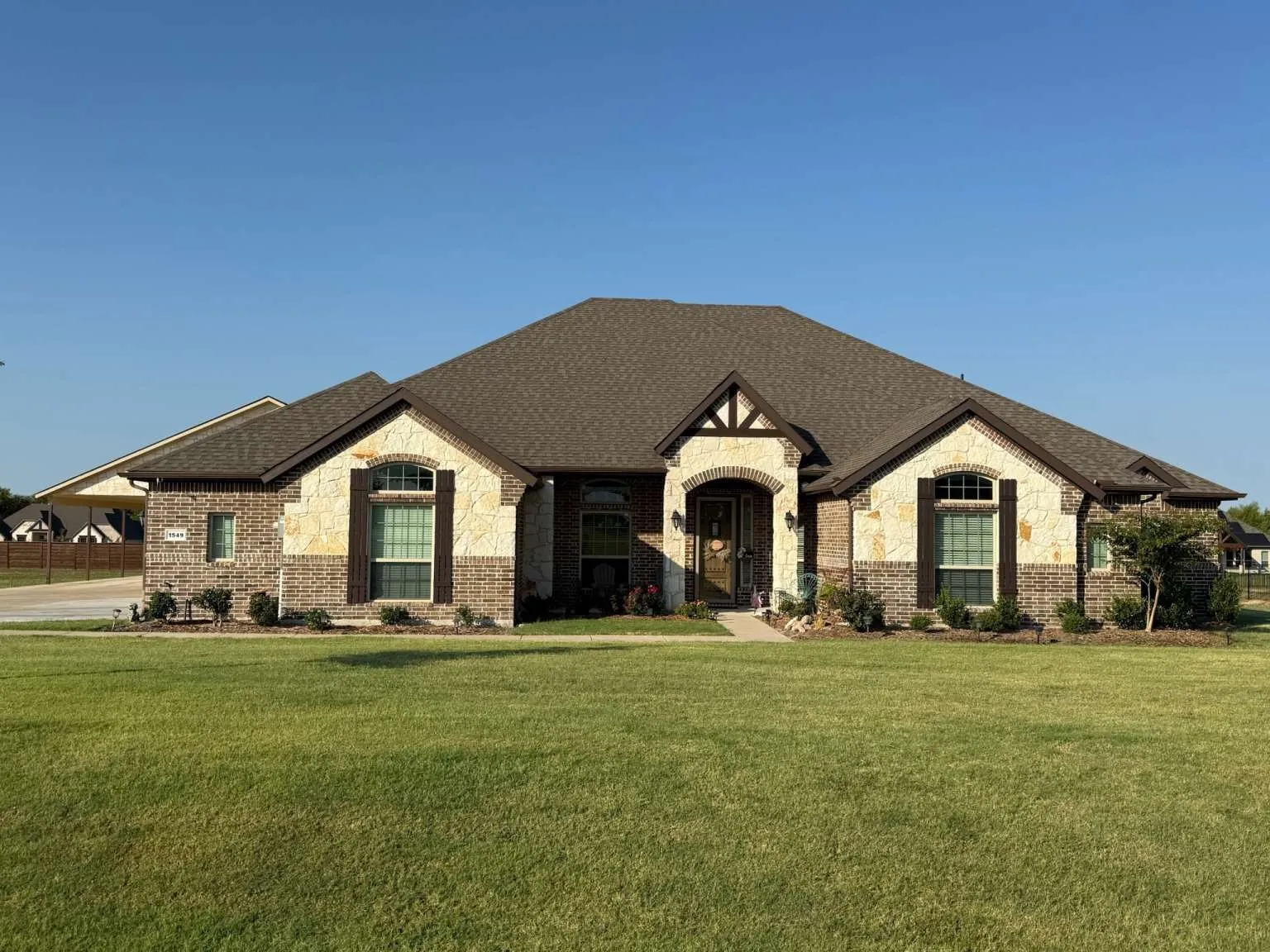 Single Family Residence For Sale