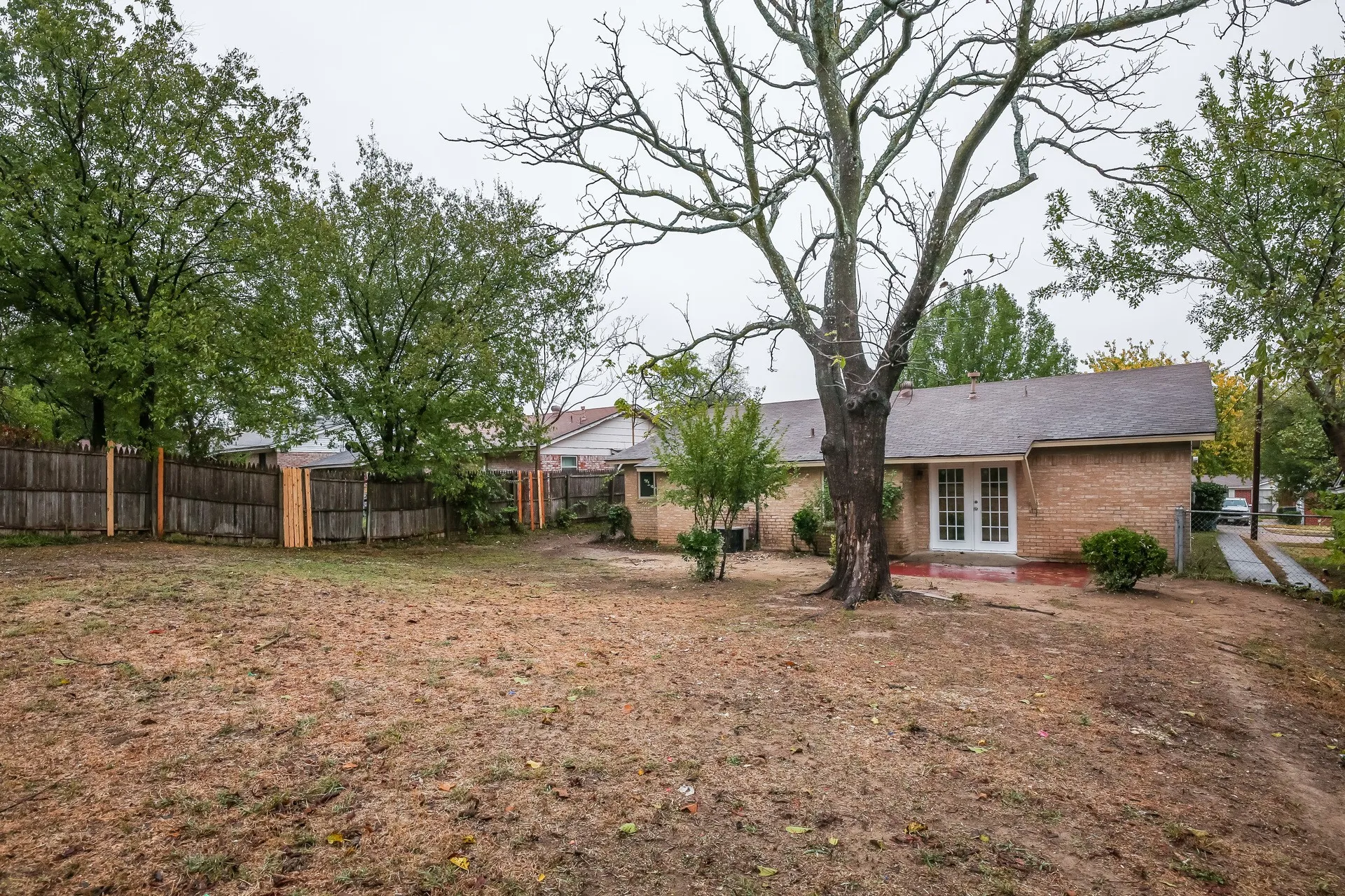 Single Family Residence For Rent in Dallas County , 7640 Ryanridge Drive, Dallas, Texas 75232, 3 Bedroom, 2 Bathroom, 2 Garage spaces, 1,274 Sqft, built in 1965, mls#21392152, Real Estate Agent in Dallas, Homes For Rent in Dallas county, Homes For Rent in Dallas, Realtor in Dallas Texas, Real Estate Brokerage Independent Realty Texas, Luminita Cordes Realtor