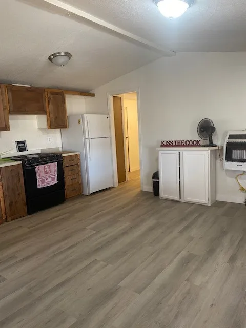 Single Family Residence For Rent in Jones County , 3724 County Road 458, Hawley, Texas 79525, 2 Bedroom, 2 Bathroom, Garage spaces, 1,152 Sqft, built in 1984, mls#21388409, Real Estate Agent in Hawley, Homes For Rent in Jones county, Homes For Rent in Hawley, Realtor in Hawley Texas, Real Estate Brokerage Independent Realty Texas, Luminita Cordes Realtor