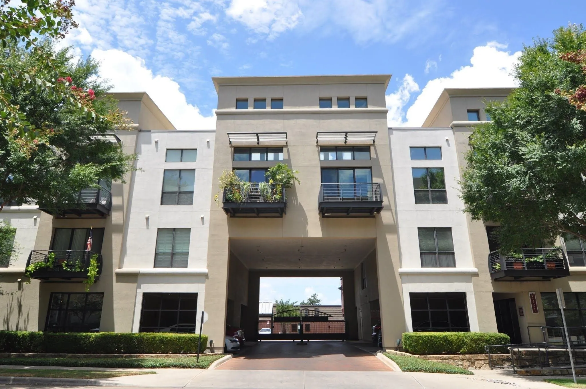 Condominium For Rent
