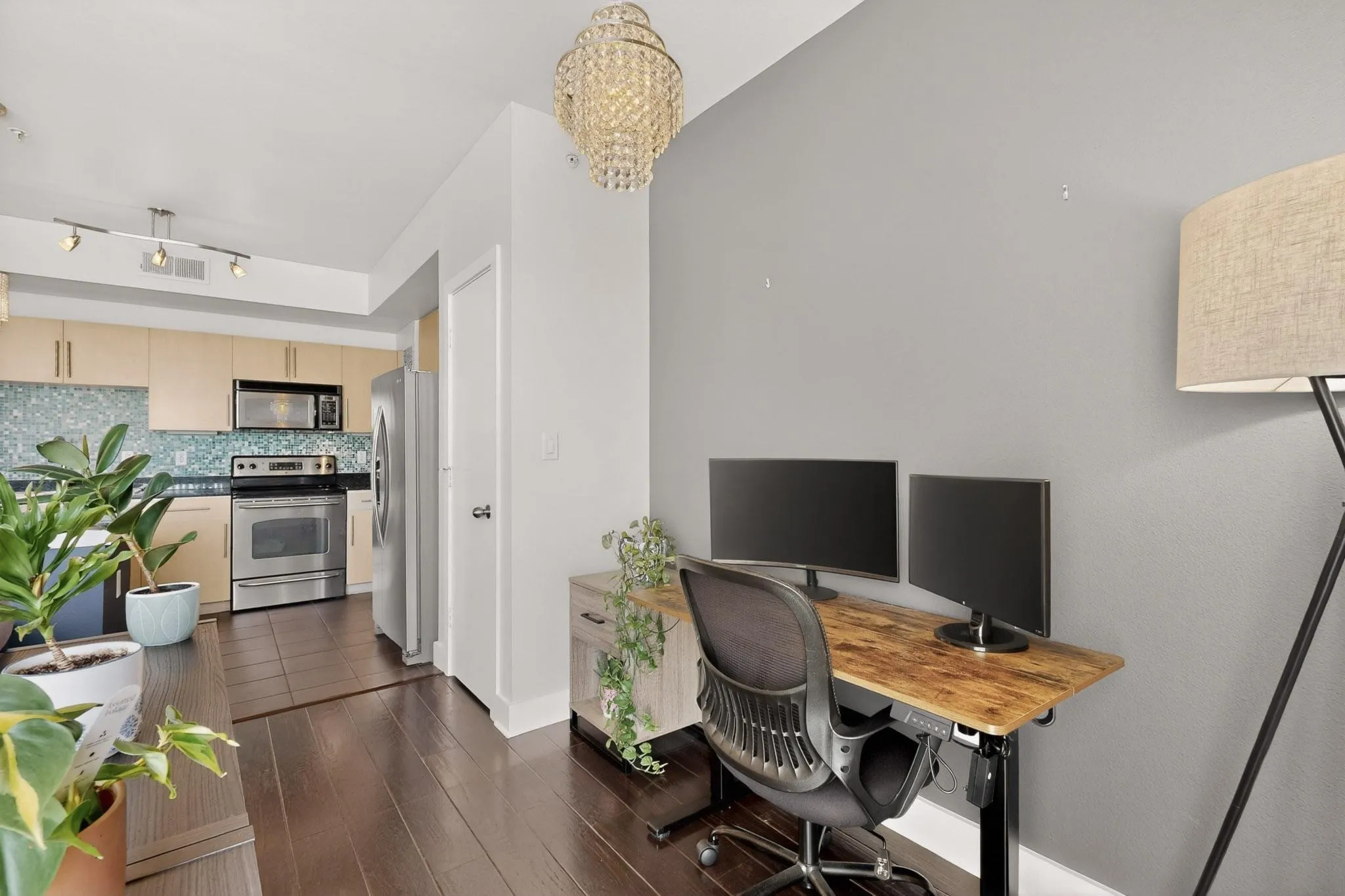 Condominium For Rent in Dallas County , 4605 Cedar Springs Road 224, Dallas, Texas 75219, 1 Bedroom, 1 Bathroom, Garage spaces, 749 Sqft, built in 2005, mls#21392160, Real Estate Agent in Dallas, Homes For Rent in Dallas county, Homes For Rent in Dallas, Realtor in Dallas Texas, Real Estate Brokerage Independent Realty Texas, Luminita Cordes Realtor