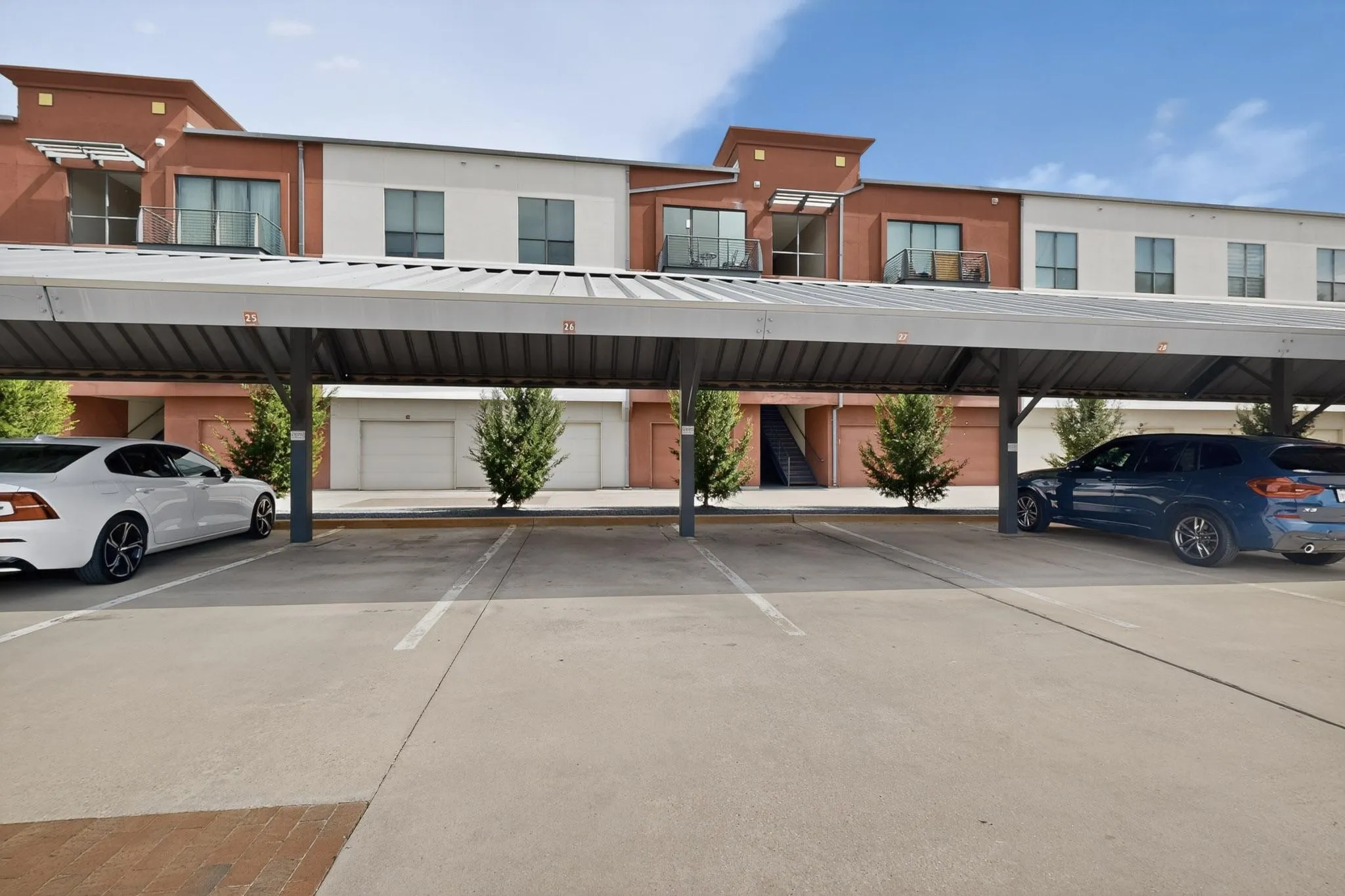 Condominium For Rent in Dallas County , 4605 Cedar Springs Road 224, Dallas, Texas 75219, 1 Bedroom, 1 Bathroom, Garage spaces, 749 Sqft, built in 2005, mls#21392160, Real Estate Agent in Dallas, Homes For Rent in Dallas county, Homes For Rent in Dallas, Realtor in Dallas Texas, Real Estate Brokerage Independent Realty Texas, Luminita Cordes Realtor