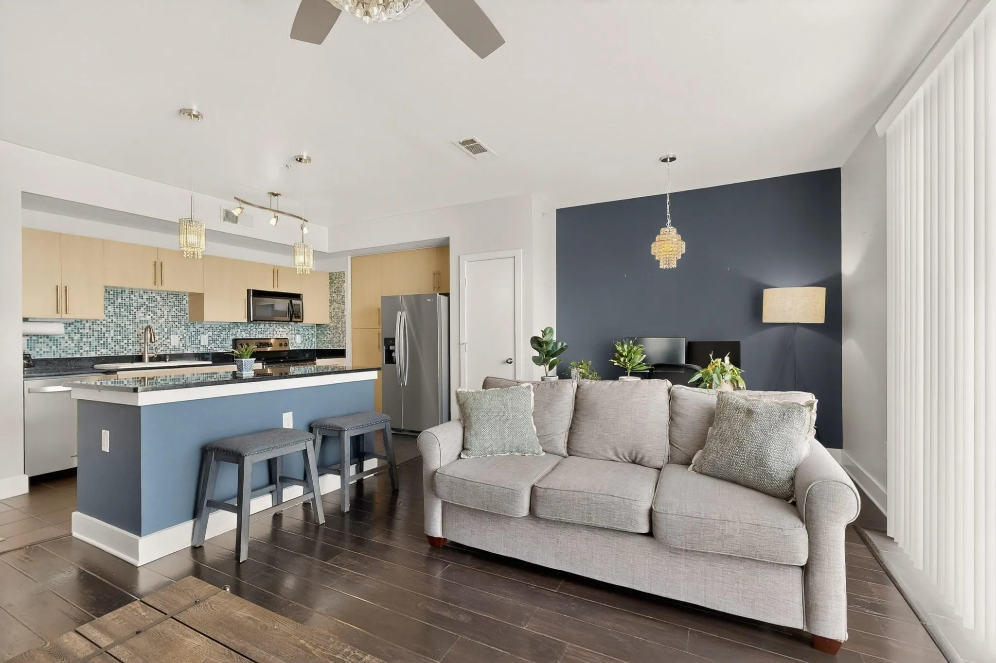 Condominium For Rent in Dallas County , 4605 Cedar Springs Road 224, Dallas, Texas 75219, 1 Bedroom, 1 Bathroom, Garage spaces, 749 Sqft, built in 2005, mls#21392160, Real Estate Agent in Dallas, Homes For Rent in Dallas county, Homes For Rent in Dallas, Realtor in Dallas Texas, Real Estate Brokerage Independent Realty Texas, Luminita Cordes Realtor
