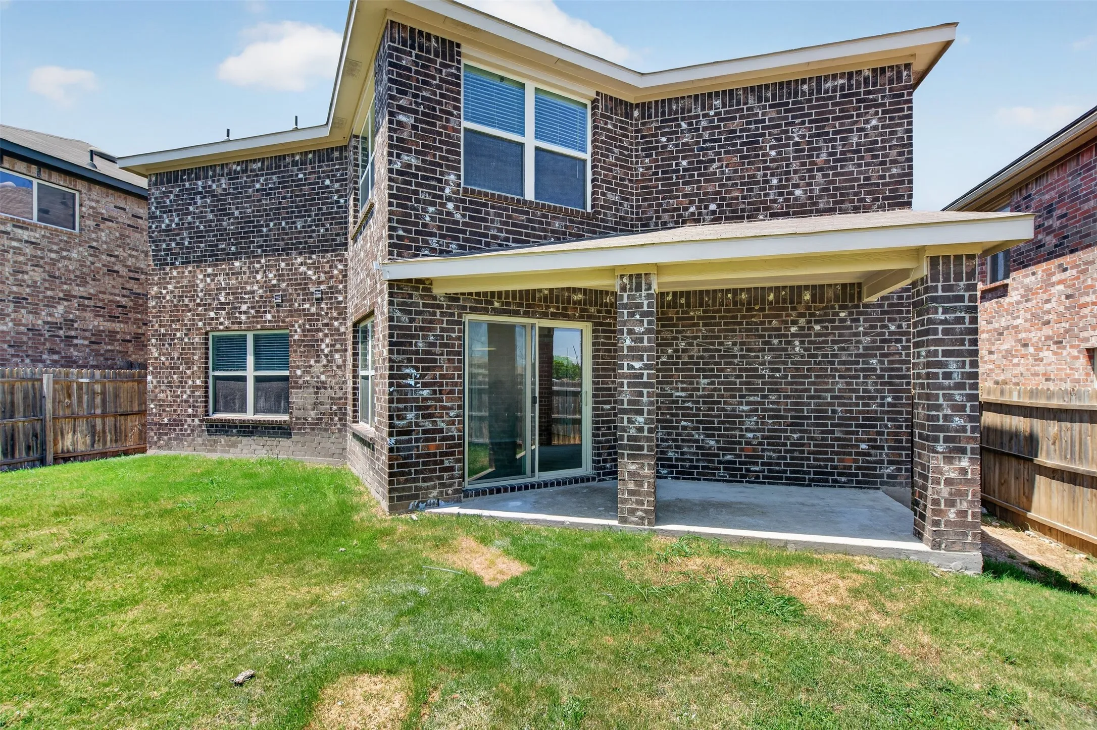 Single Family Residence For Rent in Tarrant County , 6341 Bollard Drive, Fort Worth, Texas 76179, 4 Bedroom, 4 Bathroom, 2 Garage spaces, 2,680 Sqft, built in 2020, mls#21392162, Real Estate Agent in Fort Worth, Homes For Rent in Tarrant county, Homes For Rent in Fort Worth, Realtor in Fort Worth Texas, Real Estate Brokerage Independent Realty Texas, Luminita Cordes Realtor