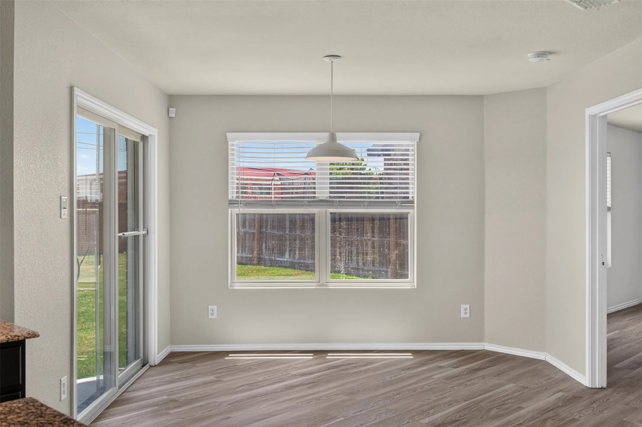 Single Family Residence For Rent in Tarrant County , 6341 Bollard Drive, Fort Worth, Texas 76179, 4 Bedroom, 4 Bathroom, 2 Garage spaces, 2,680 Sqft, built in 2020, mls#21392162, Real Estate Agent in Fort Worth, Homes For Rent in Tarrant county, Homes For Rent in Fort Worth, Realtor in Fort Worth Texas, Real Estate Brokerage Independent Realty Texas, Luminita Cordes Realtor
