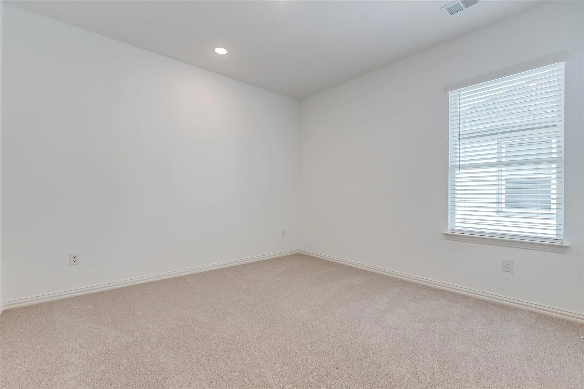 Single Family Residence For Rent in Collin County , 8864 Scarp Hill Lane, Frisco, Texas 75035, 3 Bedroom, 3 Bathroom, 2 Garage spaces, 2,286 Sqft, built in 2025, mls#21387761, Real Estate Agent in Frisco, Homes For Rent in Collin county, Homes For Rent in Frisco, Realtor in Frisco Texas, Real Estate Brokerage Independent Realty Texas, Luminita Cordes Realtor