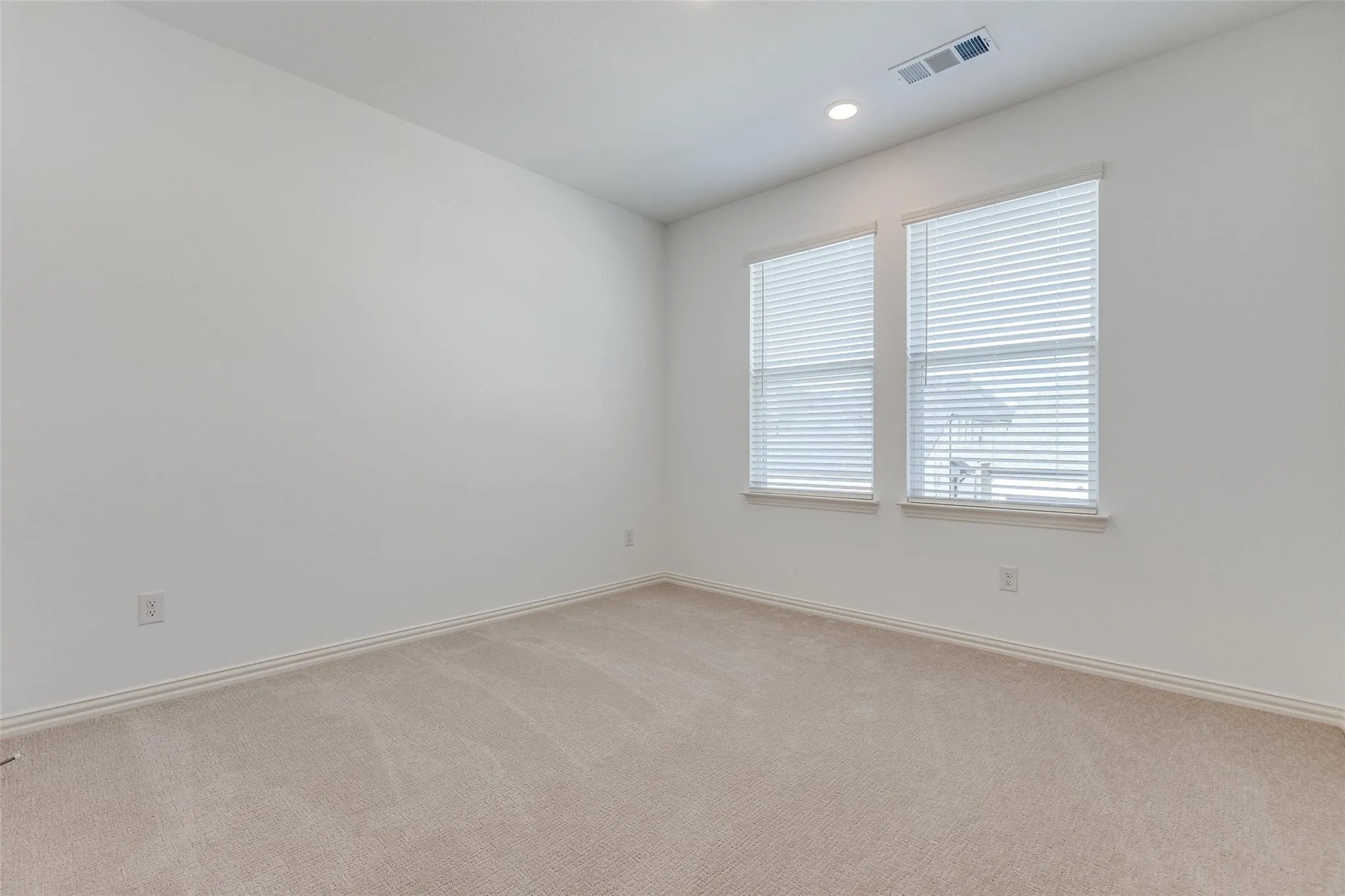 Single Family Residence For Rent in Collin County , 8864 Scarp Hill Lane, Frisco, Texas 75035, 3 Bedroom, 3 Bathroom, 2 Garage spaces, 2,286 Sqft, built in 2025, mls#21387761, Real Estate Agent in Frisco, Homes For Rent in Collin county, Homes For Rent in Frisco, Realtor in Frisco Texas, Real Estate Brokerage Independent Realty Texas, Luminita Cordes Realtor