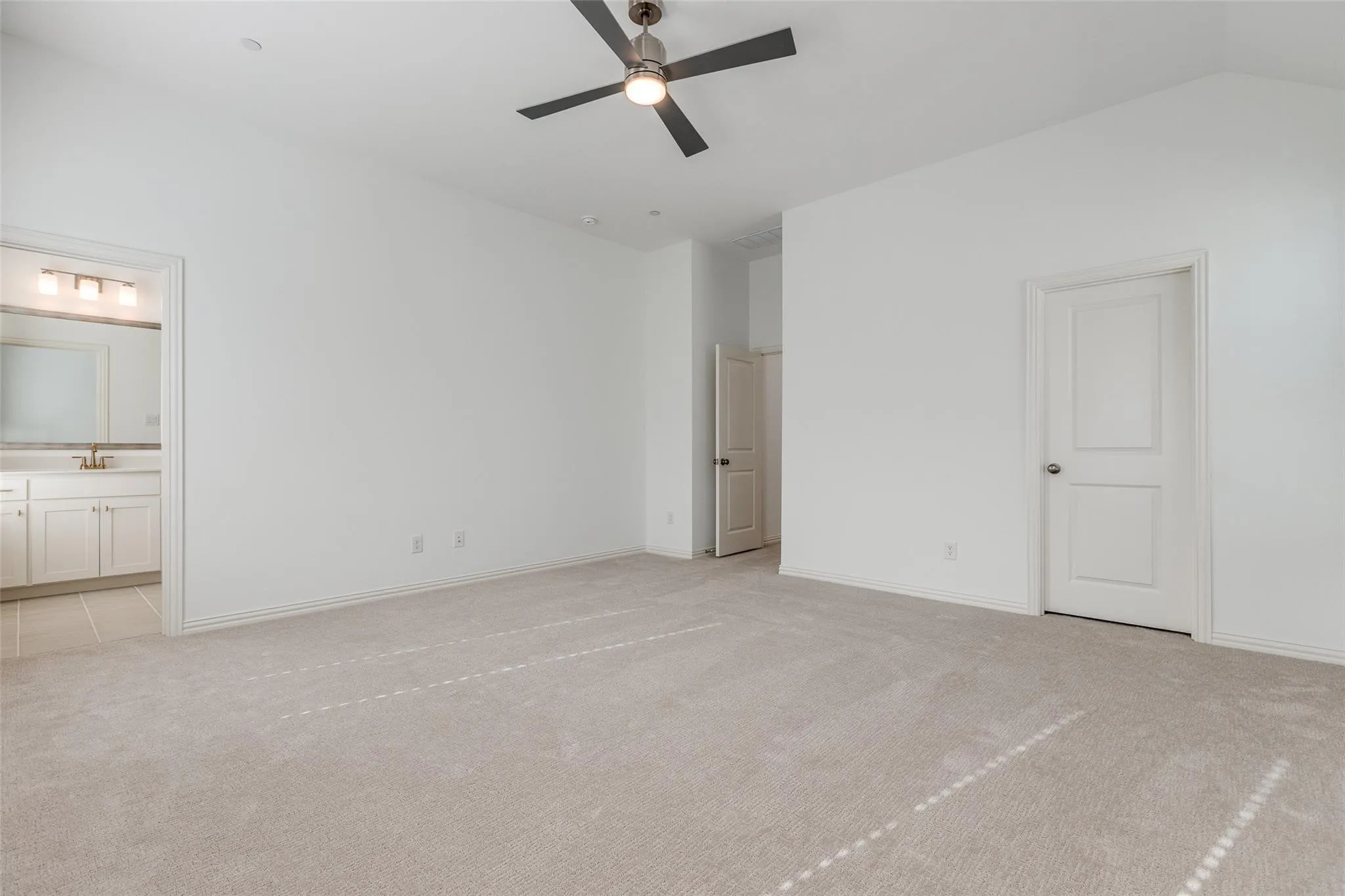 Single Family Residence For Rent in Collin County , 8864 Scarp Hill Lane, Frisco, Texas 75035, 3 Bedroom, 3 Bathroom, 2 Garage spaces, 2,286 Sqft, built in 2025, mls#21387761, Real Estate Agent in Frisco, Homes For Rent in Collin county, Homes For Rent in Frisco, Realtor in Frisco Texas, Real Estate Brokerage Independent Realty Texas, Luminita Cordes Realtor