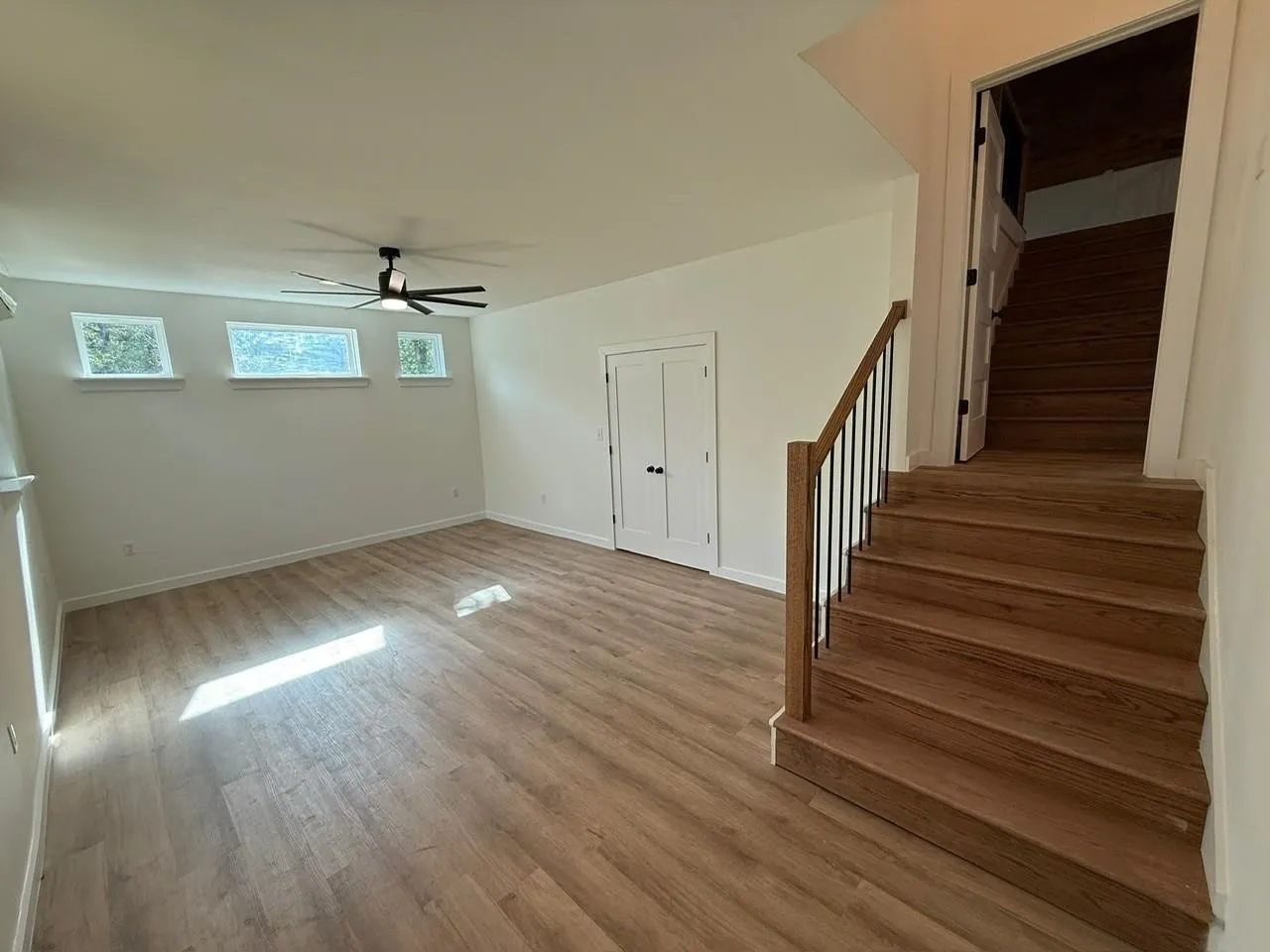 Single Family Residence For Rent in Wise County , 145 Greenbriar Court, Bridgeport, Texas 76426, 3 Bedroom, 3 Bathroom, Garage spaces, 2,461 Sqft, built in 2025, mls#21392090, Real Estate Agent in Bridgeport, Homes For Rent in Wise county, Homes For Rent in Bridgeport, Realtor in Bridgeport Texas, Real Estate Brokerage Independent Realty Texas, Luminita Cordes Realtor