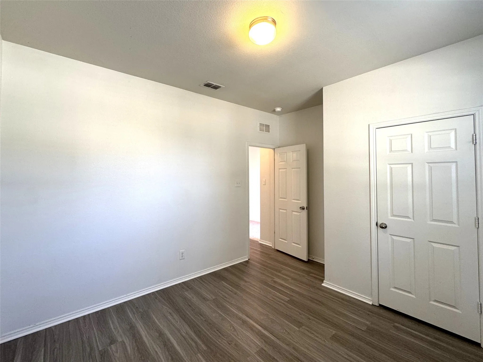 Single Family Residence For Rent in Tarrant County , 2340 Senepol Way, Fort Worth, Texas 76131, 3 Bedroom, 2 Bathroom, 2 Garage spaces, 1,452 Sqft, built in 2015, mls#21392179, Real Estate Agent in Fort Worth, Homes For Rent in Tarrant county, Homes For Rent in Fort Worth, Realtor in Fort Worth Texas, Real Estate Brokerage Independent Realty Texas, Luminita Cordes Realtor