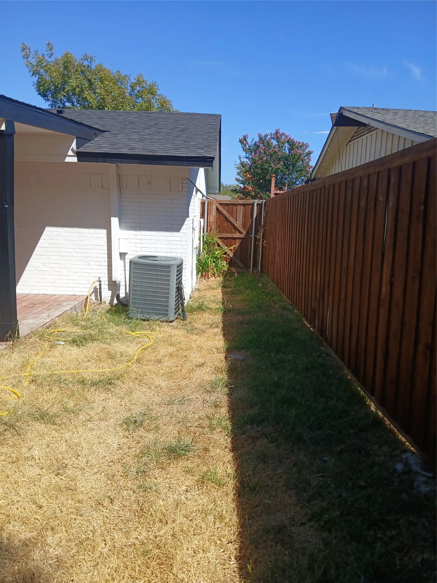 Single Family Residence For Sale in Dallas County , 719 Kelso Drive, Dallas, Texas 75211, 3 Bedroom, 2 Bathroom, Garage spaces, 1,864 Sqft, built in 1967, mls#21392189, Real Estate Agent in Dallas, Homes For Sale in Dallas county, Homes For Sale in Dallas, Realtor in Dallas Texas, Real Estate Brokerage Independent Realty Texas, Luminita Cordes Realtor