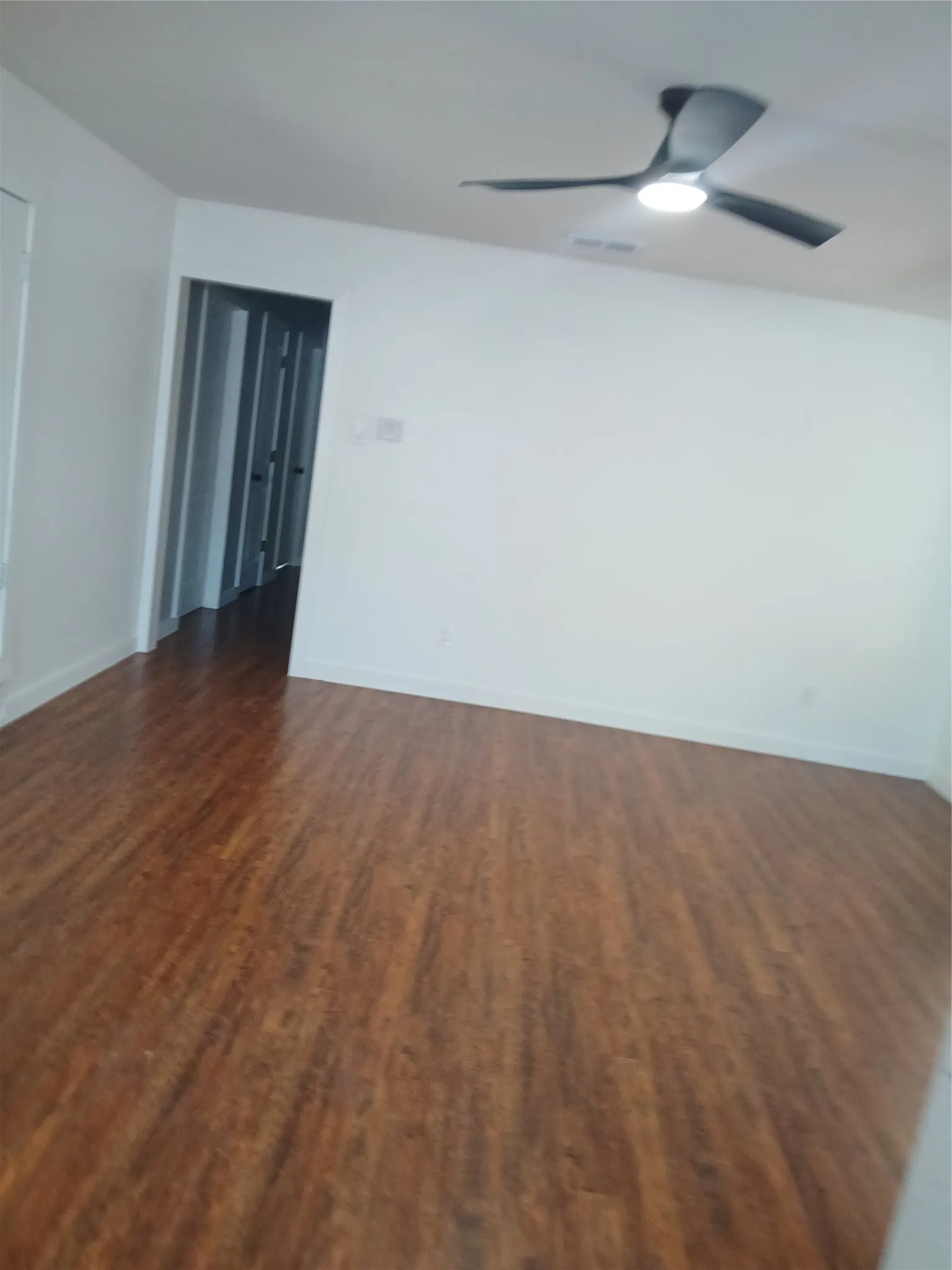 Single Family Residence For Sale in Dallas County , 719 Kelso Drive, Dallas, Texas 75211, 3 Bedroom, 2 Bathroom, Garage spaces, 1,864 Sqft, built in 1967, mls#21392189, Real Estate Agent in Dallas, Homes For Sale in Dallas county, Homes For Sale in Dallas, Realtor in Dallas Texas, Real Estate Brokerage Independent Realty Texas, Luminita Cordes Realtor