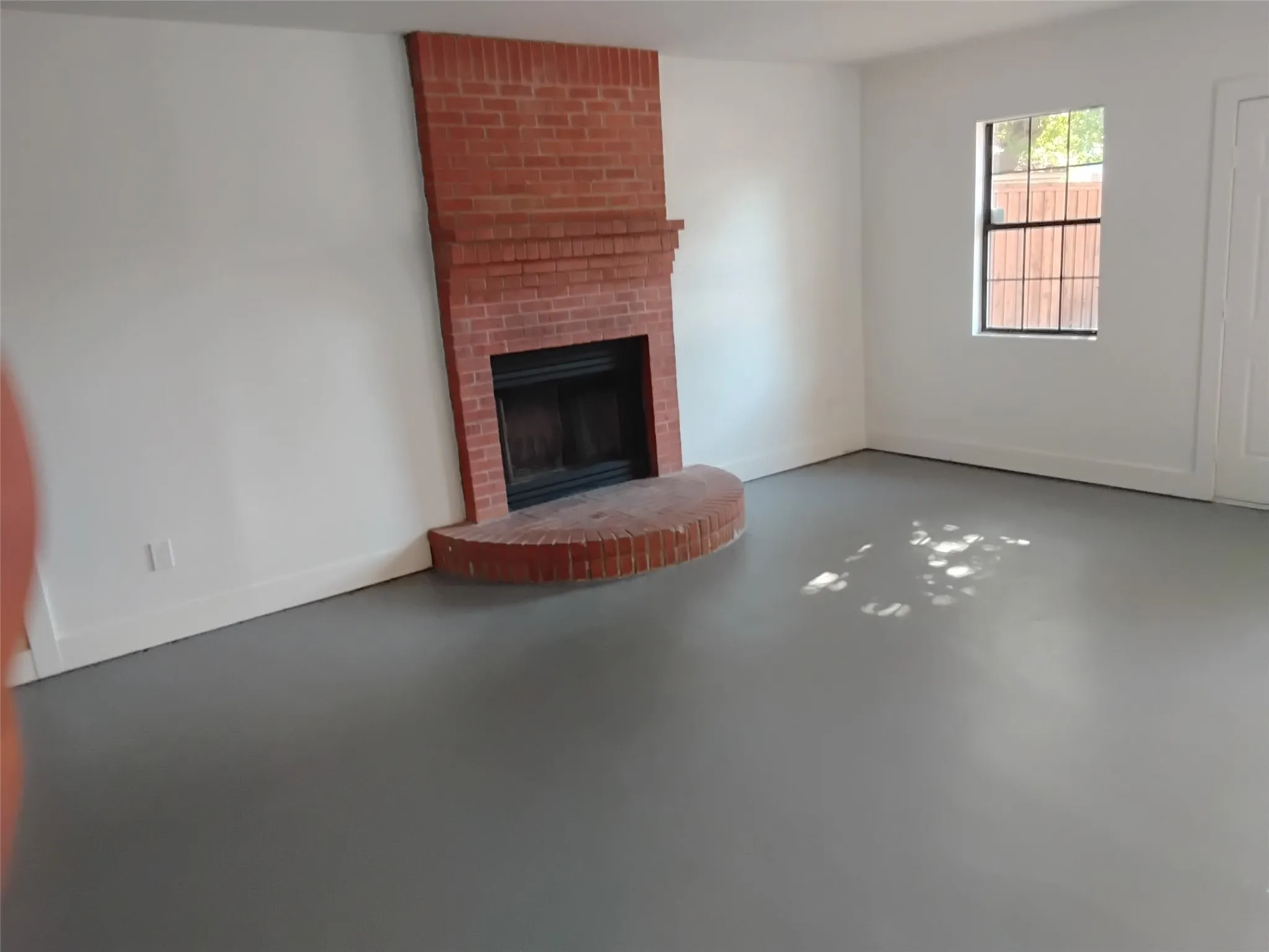 Single Family Residence For Sale in Dallas County , 719 Kelso Drive, Dallas, Texas 75211, 3 Bedroom, 2 Bathroom, Garage spaces, 1,864 Sqft, built in 1967, mls#21392189, Real Estate Agent in Dallas, Homes For Sale in Dallas county, Homes For Sale in Dallas, Realtor in Dallas Texas, Real Estate Brokerage Independent Realty Texas, Luminita Cordes Realtor