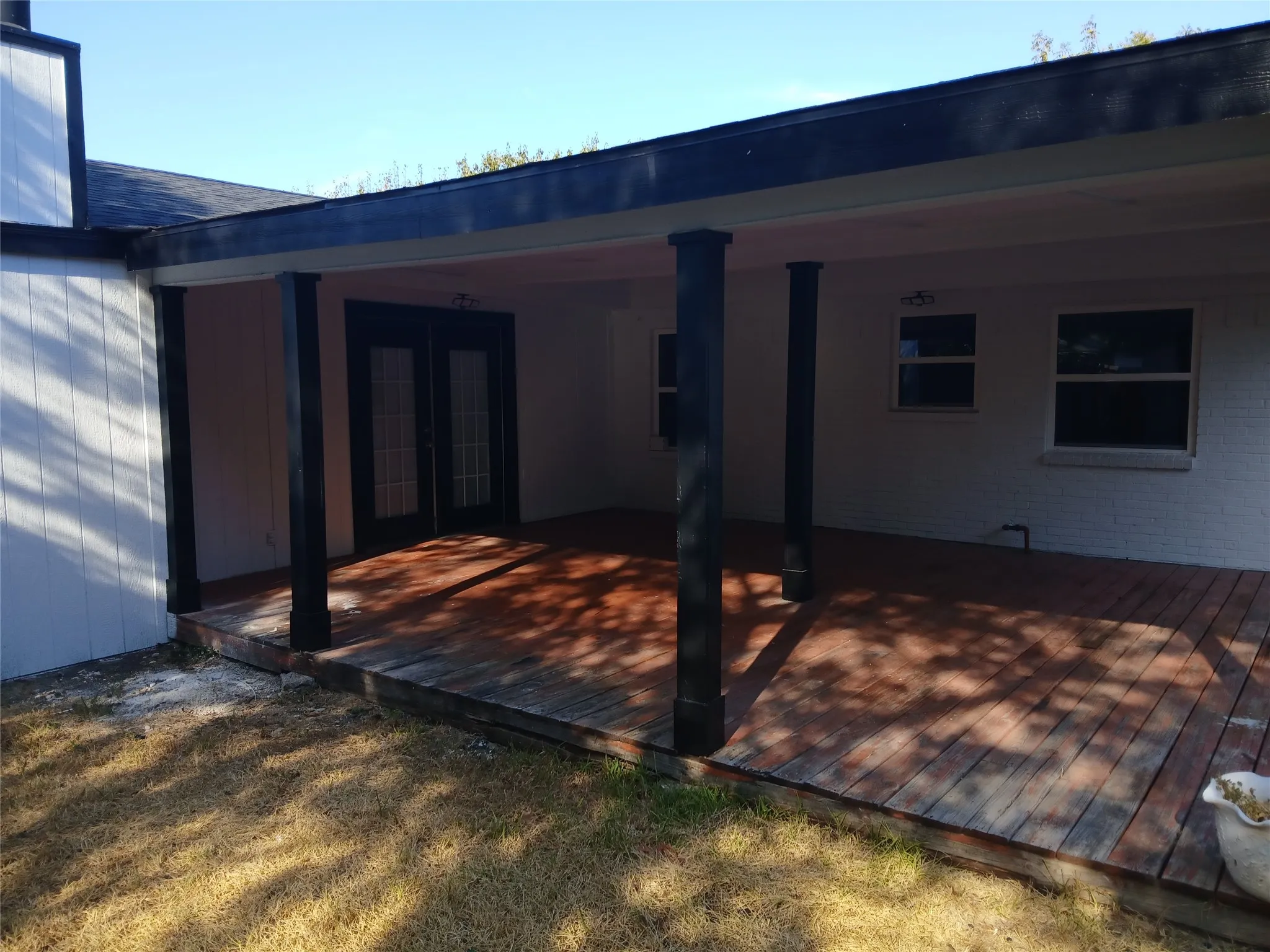 Single Family Residence For Sale in Dallas County , 719 Kelso Drive, Dallas, Texas 75211, 3 Bedroom, 2 Bathroom, Garage spaces, 1,864 Sqft, built in 1967, mls#21392189, Real Estate Agent in Dallas, Homes For Sale in Dallas county, Homes For Sale in Dallas, Realtor in Dallas Texas, Real Estate Brokerage Independent Realty Texas, Luminita Cordes Realtor
