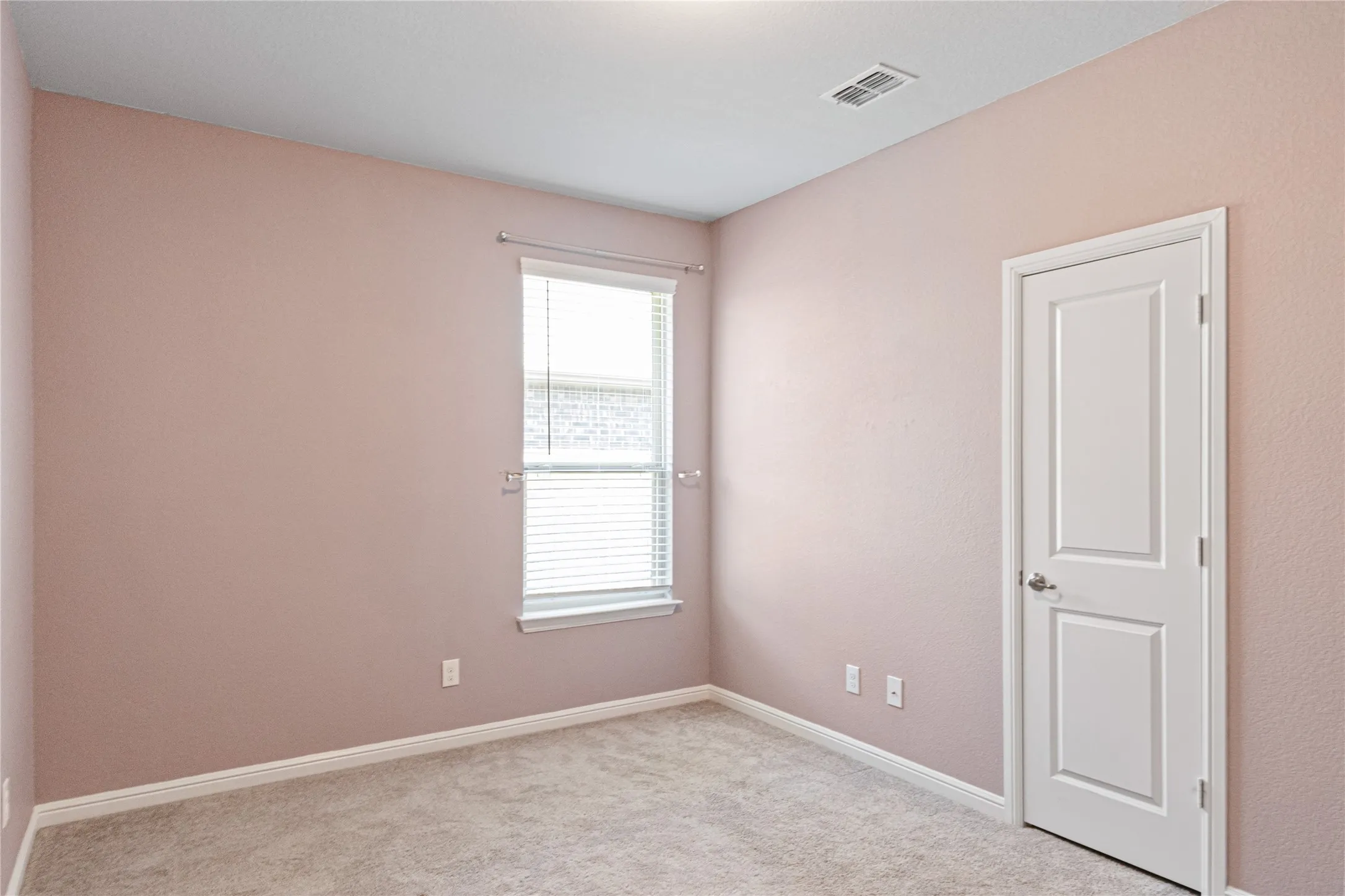 Single Family Residence For Rent in Denton County , 821 Falcon Road, Argyle, Texas 76226, 4 Bedroom, 2 Bathroom, 2 Garage spaces, 1,813 Sqft, built in 2018, mls#21392146, Real Estate Agent in Argyle, Homes For Rent in Denton county, Homes For Rent in Argyle, Realtor in Argyle Texas, Real Estate Brokerage Independent Realty Texas, Luminita Cordes Realtor