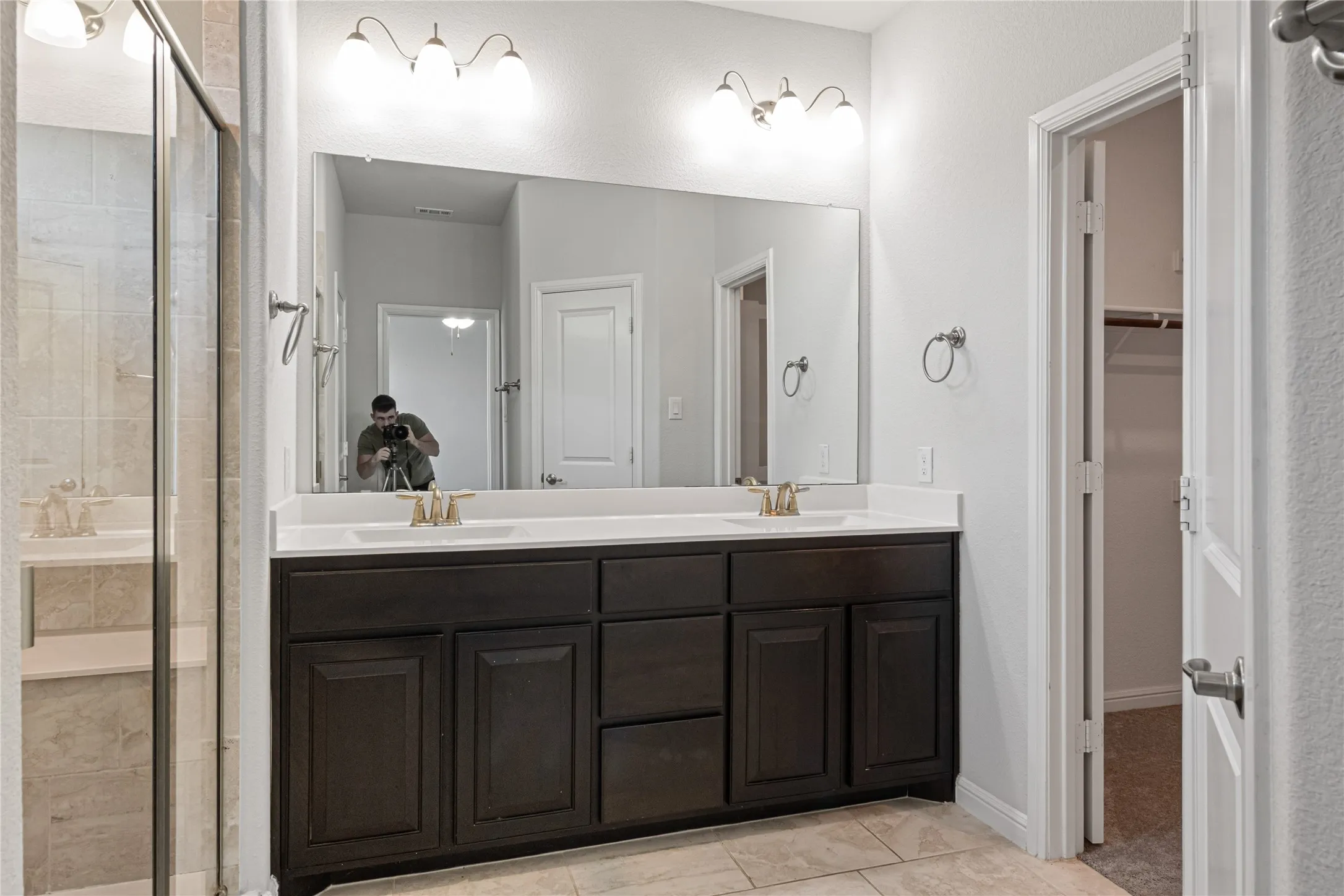 Single Family Residence For Rent in Denton County , 821 Falcon Road, Argyle, Texas 76226, 4 Bedroom, 2 Bathroom, 2 Garage spaces, 1,813 Sqft, built in 2018, mls#21392146, Real Estate Agent in Argyle, Homes For Rent in Denton county, Homes For Rent in Argyle, Realtor in Argyle Texas, Real Estate Brokerage Independent Realty Texas, Luminita Cordes Realtor