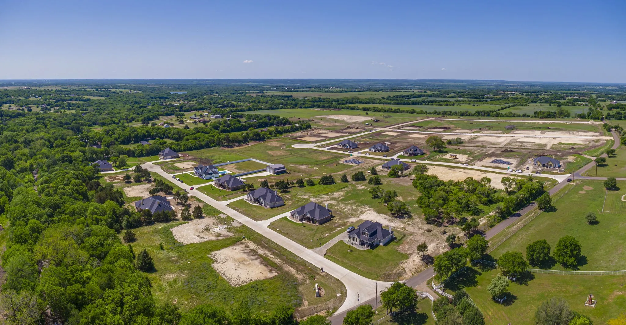 Single Family Residence For Sale in Ellis County , 451 Paradise Ridge Drive, Waxahachie, Texas 75167, 4 Bedroom, 3 Bathroom, 3 Garage spaces, 3,078 Sqft, built in 2026, mls#21392054, Real Estate Agent in Waxahachie, Homes For Sale in Ellis county, Homes For Sale in Waxahachie, Realtor in Waxahachie Texas, Real Estate Brokerage Independent Realty Texas, Luminita Cordes Realtor
