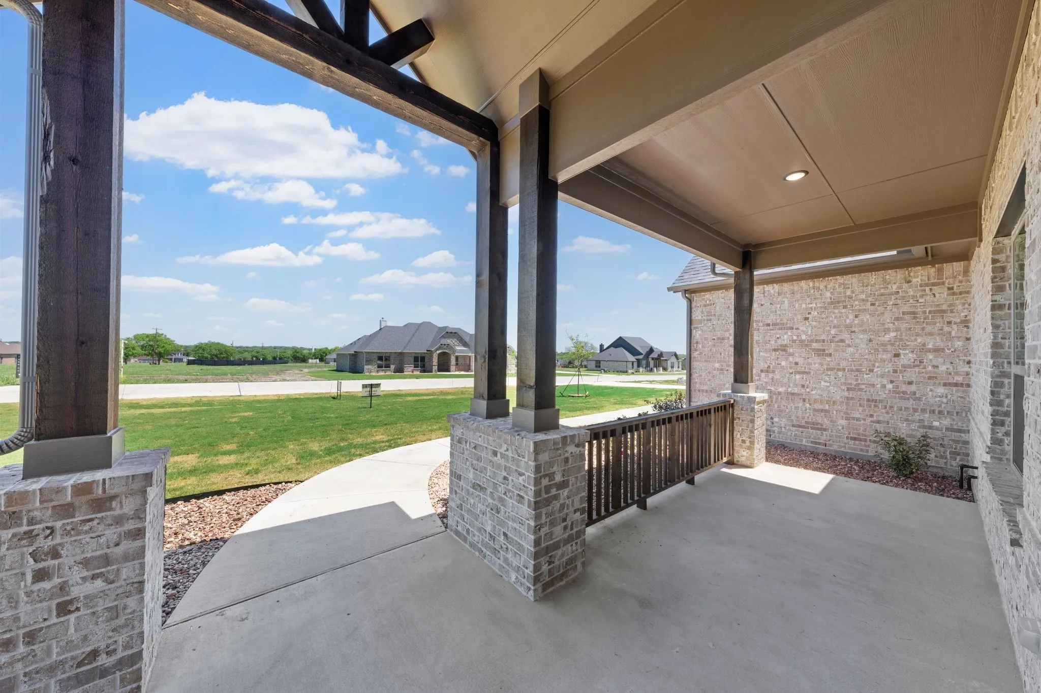 Single Family Residence For Sale in Ellis County , 451 Paradise Ridge Drive, Waxahachie, Texas 75167, 4 Bedroom, 3 Bathroom, 3 Garage spaces, 3,078 Sqft, built in 2026, mls#21392054, Real Estate Agent in Waxahachie, Homes For Sale in Ellis county, Homes For Sale in Waxahachie, Realtor in Waxahachie Texas, Real Estate Brokerage Independent Realty Texas, Luminita Cordes Realtor