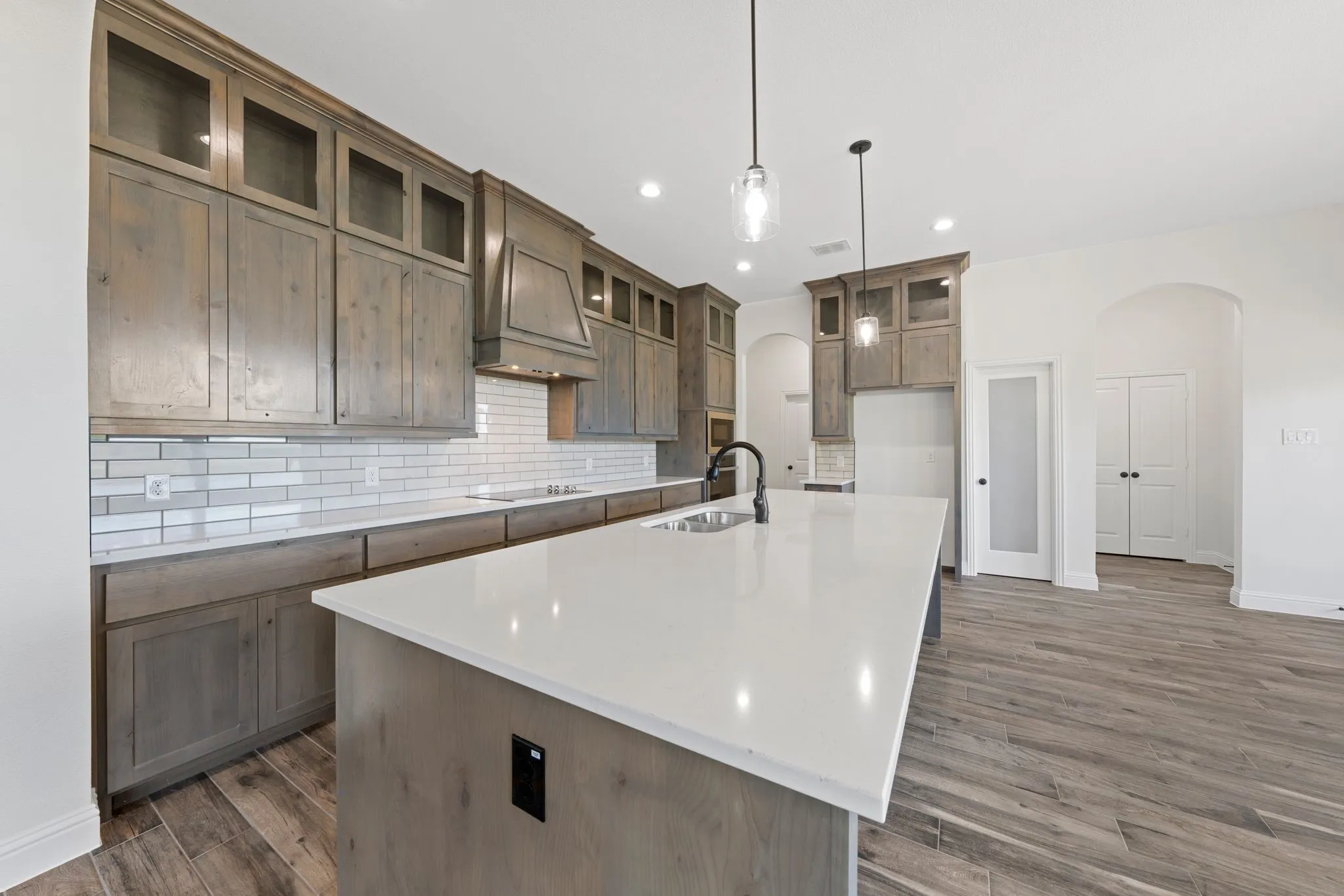 Single Family Residence For Sale in Ellis County , 451 Paradise Ridge Drive, Waxahachie, Texas 75167, 4 Bedroom, 3 Bathroom, 3 Garage spaces, 3,078 Sqft, built in 2026, mls#21392054, Real Estate Agent in Waxahachie, Homes For Sale in Ellis county, Homes For Sale in Waxahachie, Realtor in Waxahachie Texas, Real Estate Brokerage Independent Realty Texas, Luminita Cordes Realtor