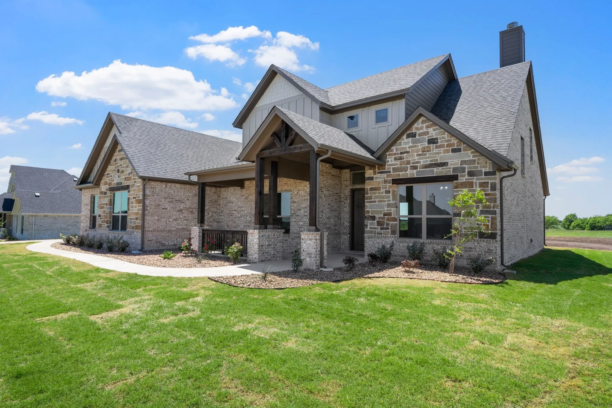 Single Family Residence For Sale in Ellis County , 451 Paradise Ridge Drive, Waxahachie, Texas 75167, 4 Bedroom, 3 Bathroom, 3 Garage spaces, 3,078 Sqft, built in 2026, mls#21392054, Real Estate Agent in Waxahachie, Homes For Sale in Ellis county, Homes For Sale in Waxahachie, Realtor in Waxahachie Texas, Real Estate Brokerage Independent Realty Texas, Luminita Cordes Realtor