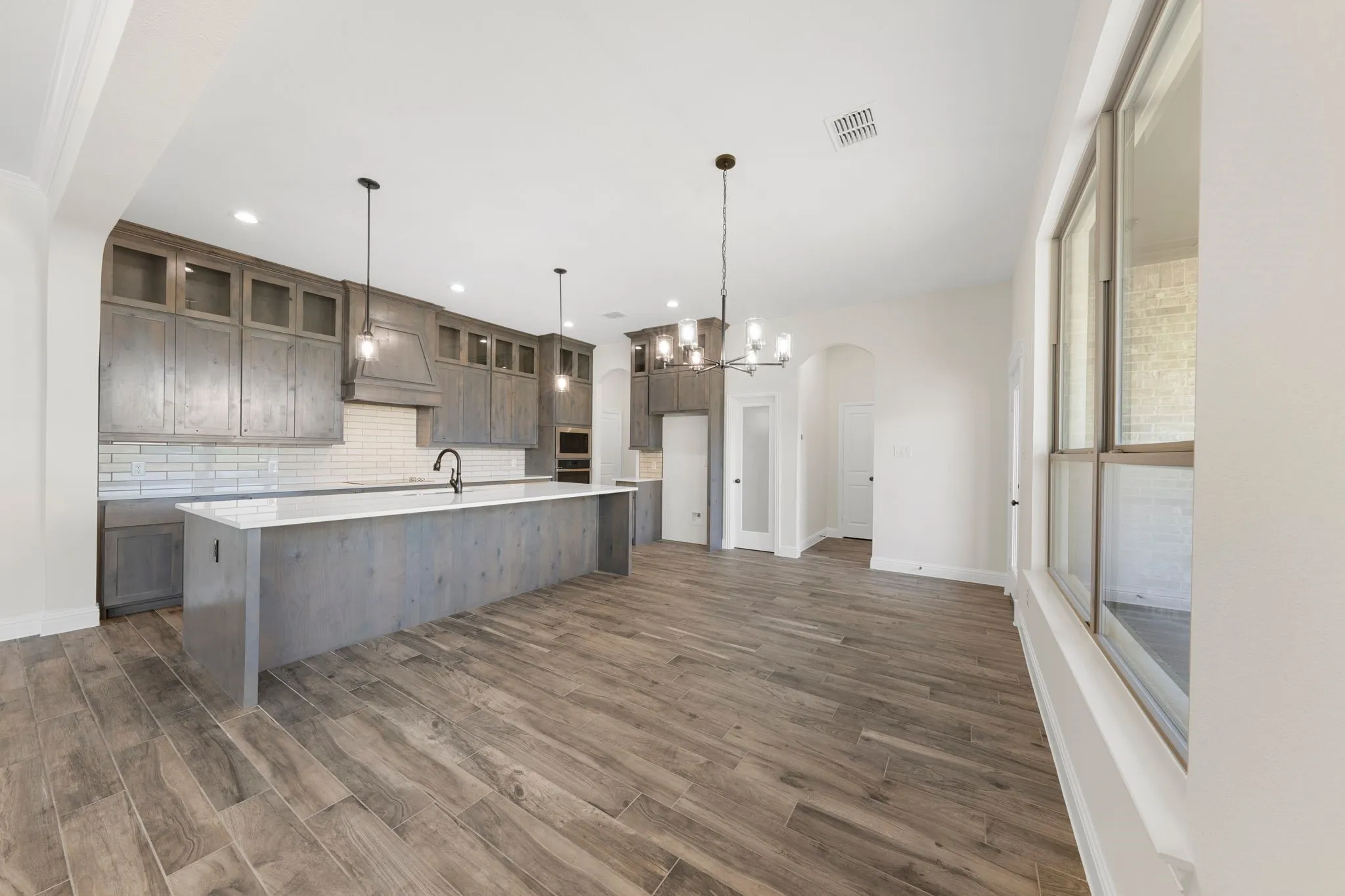 Single Family Residence For Sale in Ellis County , 451 Paradise Ridge Drive, Waxahachie, Texas 75167, 4 Bedroom, 3 Bathroom, 3 Garage spaces, 3,078 Sqft, built in 2026, mls#21392054, Real Estate Agent in Waxahachie, Homes For Sale in Ellis county, Homes For Sale in Waxahachie, Realtor in Waxahachie Texas, Real Estate Brokerage Independent Realty Texas, Luminita Cordes Realtor