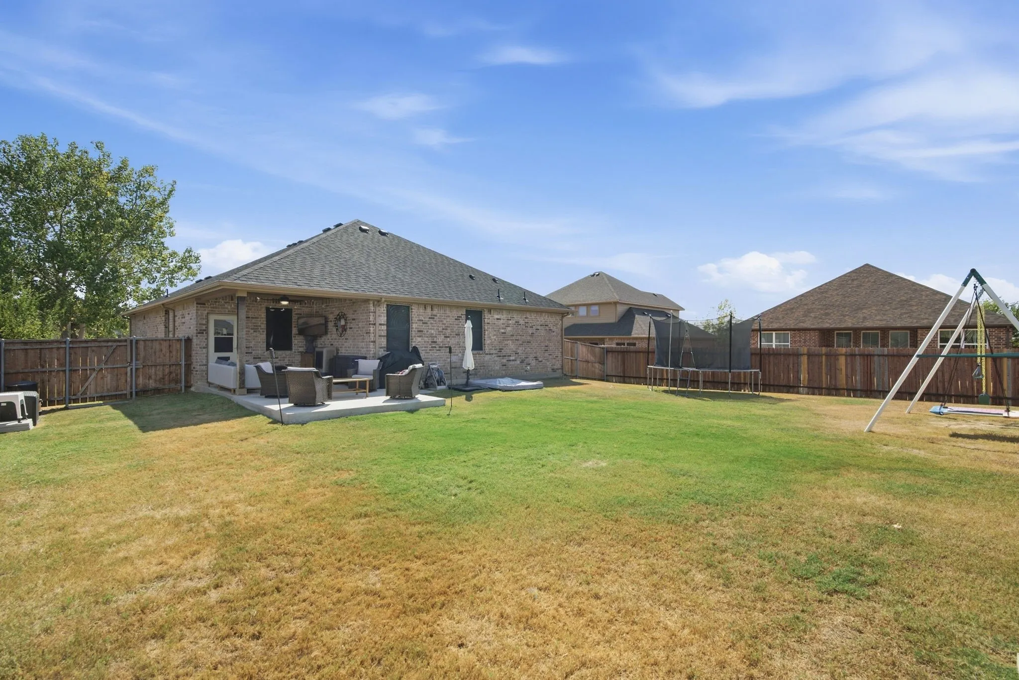 Single Family Residence For Sale in Denton County , 28 S Highland Drive, Sanger, Texas 76266, 4 Bedroom, 2 Bathroom, 2 Garage spaces, 1,669 Sqft, built in 2016, mls#21391733, Real Estate Agent in Sanger, Homes For Sale in Denton county, Homes For Sale in Sanger, Realtor in Sanger Texas, Real Estate Brokerage Independent Realty Texas, Luminita Cordes Realtor