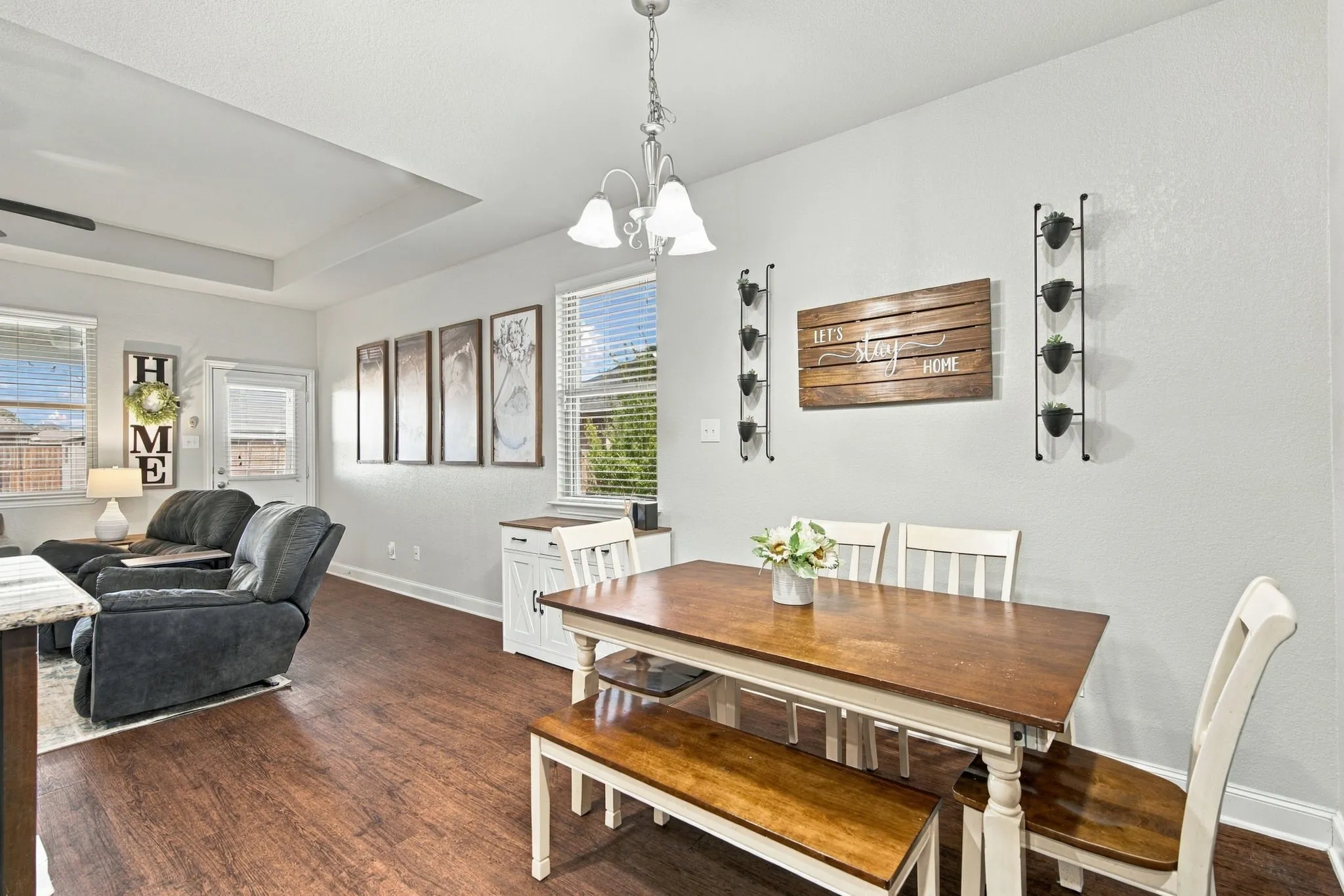 Single Family Residence For Sale in Denton County , 28 S Highland Drive, Sanger, Texas 76266, 4 Bedroom, 2 Bathroom, 2 Garage spaces, 1,669 Sqft, built in 2016, mls#21391733, Real Estate Agent in Sanger, Homes For Sale in Denton county, Homes For Sale in Sanger, Realtor in Sanger Texas, Real Estate Brokerage Independent Realty Texas, Luminita Cordes Realtor