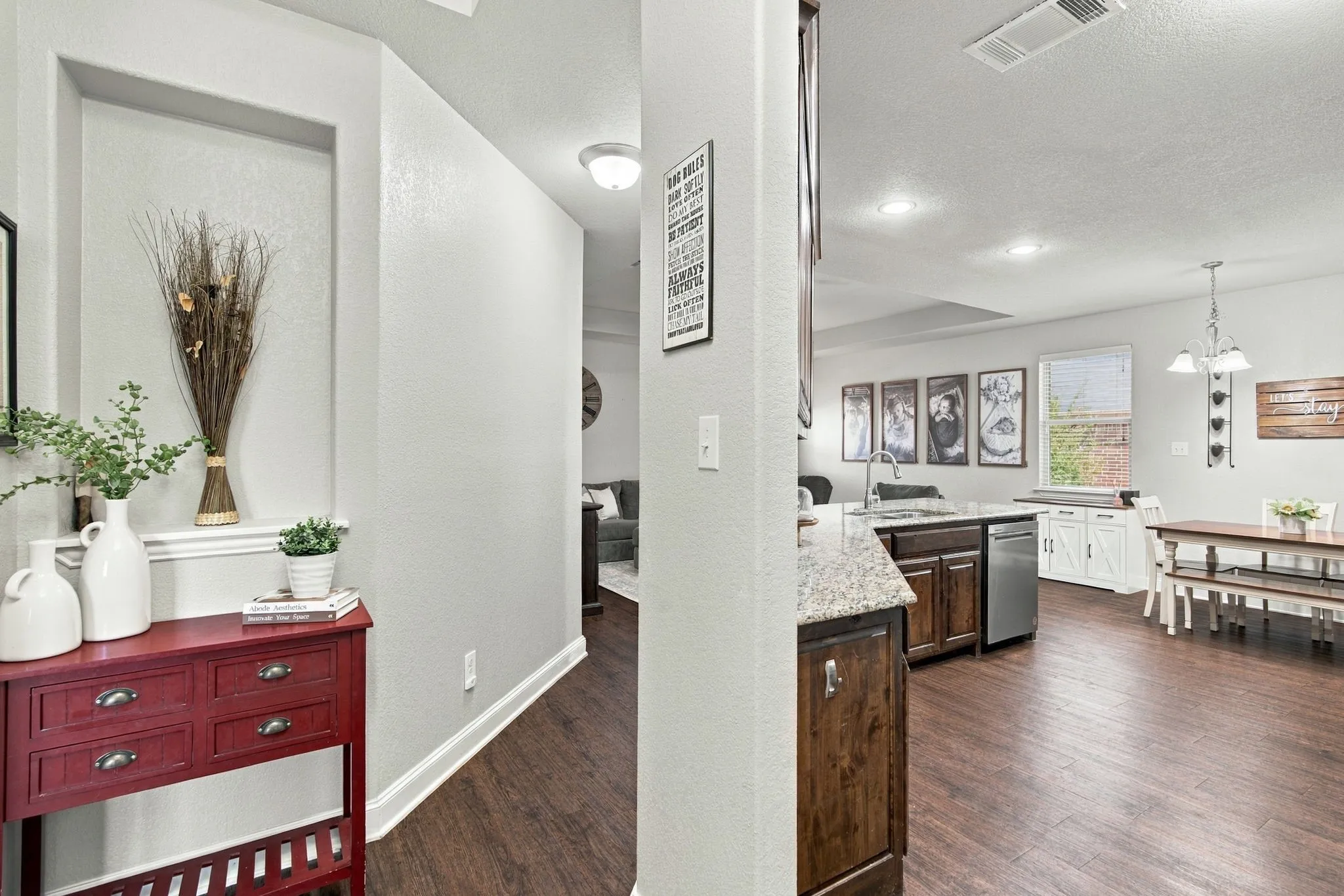 Single Family Residence For Sale in Denton County , 28 S Highland Drive, Sanger, Texas 76266, 4 Bedroom, 2 Bathroom, 2 Garage spaces, 1,669 Sqft, built in 2016, mls#21391733, Real Estate Agent in Sanger, Homes For Sale in Denton county, Homes For Sale in Sanger, Realtor in Sanger Texas, Real Estate Brokerage Independent Realty Texas, Luminita Cordes Realtor
