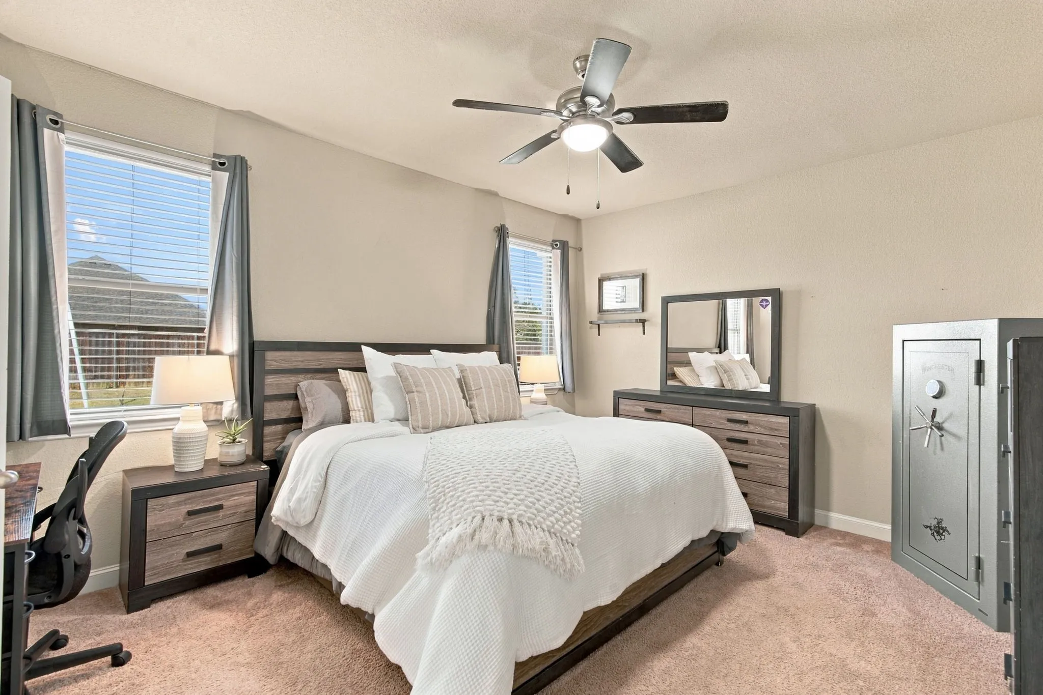 Single Family Residence For Sale in Denton County , 28 S Highland Drive, Sanger, Texas 76266, 4 Bedroom, 2 Bathroom, 2 Garage spaces, 1,669 Sqft, built in 2016, mls#21391733, Real Estate Agent in Sanger, Homes For Sale in Denton county, Homes For Sale in Sanger, Realtor in Sanger Texas, Real Estate Brokerage Independent Realty Texas, Luminita Cordes Realtor