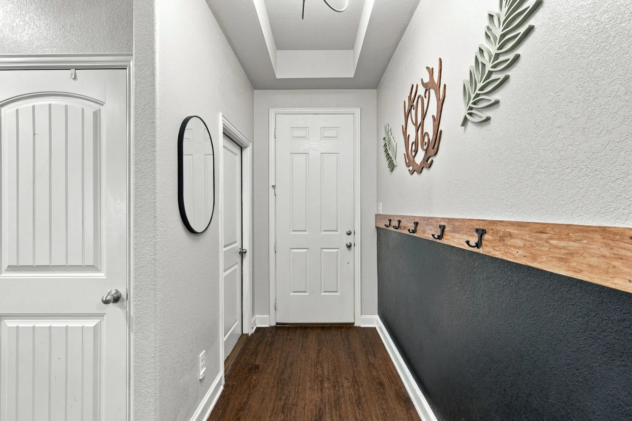 Single Family Residence For Sale in Denton County , 28 S Highland Drive, Sanger, Texas 76266, 4 Bedroom, 2 Bathroom, 2 Garage spaces, 1,669 Sqft, built in 2016, mls#21391733, Real Estate Agent in Sanger, Homes For Sale in Denton county, Homes For Sale in Sanger, Realtor in Sanger Texas, Real Estate Brokerage Independent Realty Texas, Luminita Cordes Realtor