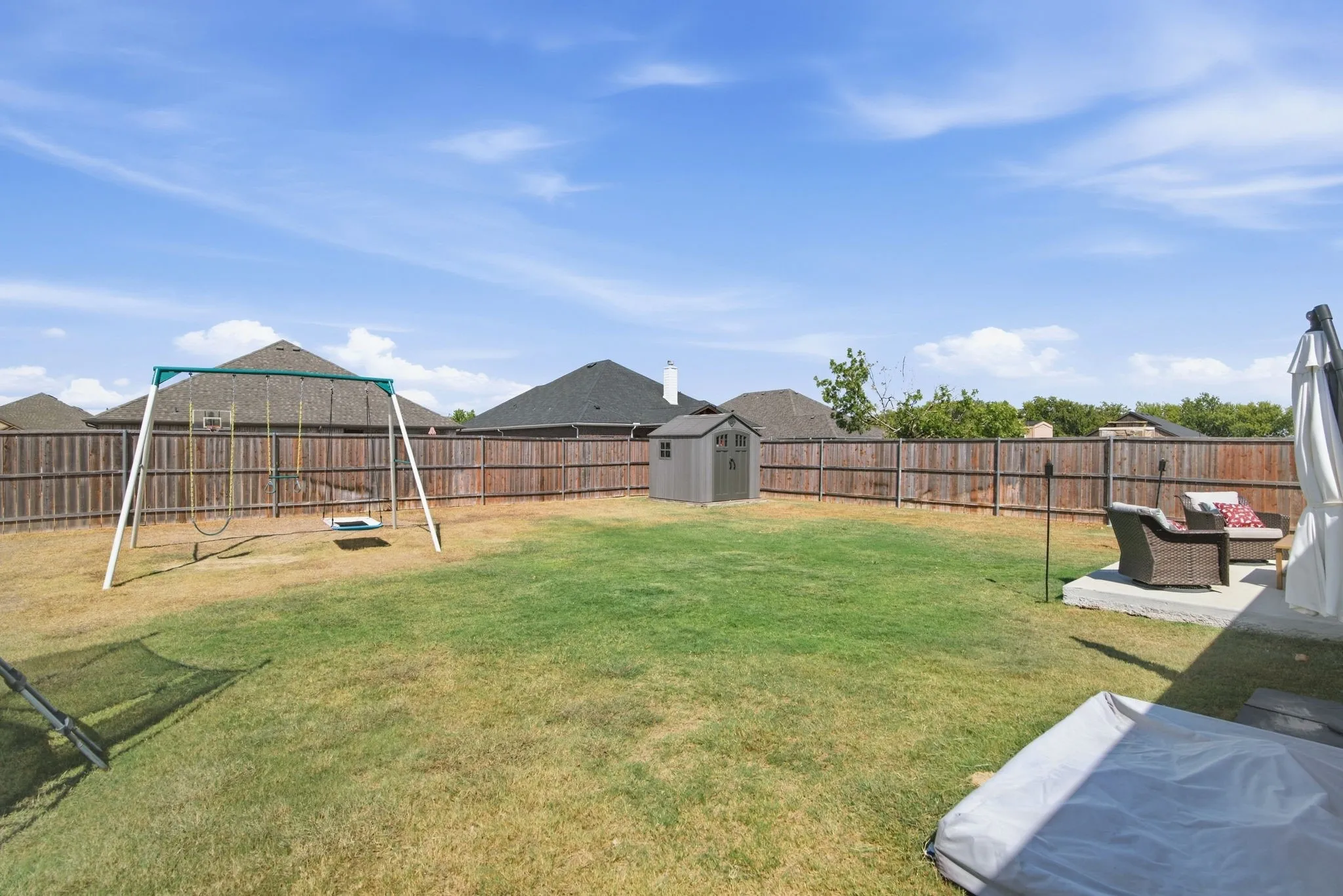 Single Family Residence For Sale in Denton County , 28 S Highland Drive, Sanger, Texas 76266, 4 Bedroom, 2 Bathroom, 2 Garage spaces, 1,669 Sqft, built in 2016, mls#21391733, Real Estate Agent in Sanger, Homes For Sale in Denton county, Homes For Sale in Sanger, Realtor in Sanger Texas, Real Estate Brokerage Independent Realty Texas, Luminita Cordes Realtor