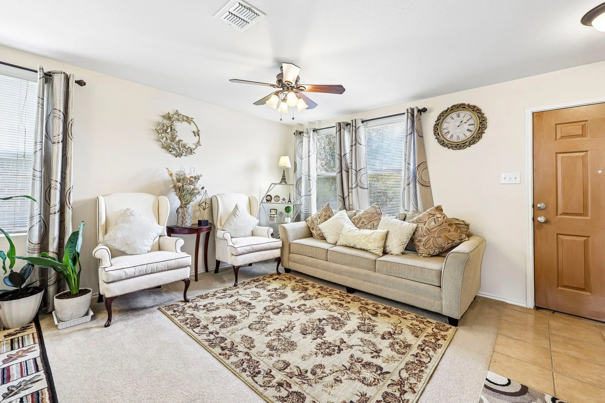 Single Family Residence For Rent in Collin County , 10719 Rankin Drive, Frisco, Texas 75035, 3 Bedroom, 3 Bathroom, 2 Garage spaces, 2,354 Sqft, built in 2006, mls#21389813, Real Estate Agent in Frisco, Homes For Rent in Collin county, Homes For Rent in Frisco, Realtor in Frisco Texas, Real Estate Brokerage Independent Realty Texas, Luminita Cordes Realtor
