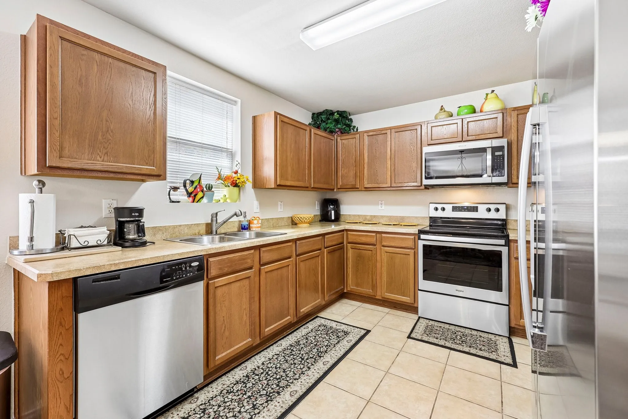 Single Family Residence For Rent in Collin County , 10719 Rankin Drive, Frisco, Texas 75035, 3 Bedroom, 3 Bathroom, 2 Garage spaces, 2,354 Sqft, built in 2006, mls#21389813, Real Estate Agent in Frisco, Homes For Rent in Collin county, Homes For Rent in Frisco, Realtor in Frisco Texas, Real Estate Brokerage Independent Realty Texas, Luminita Cordes Realtor