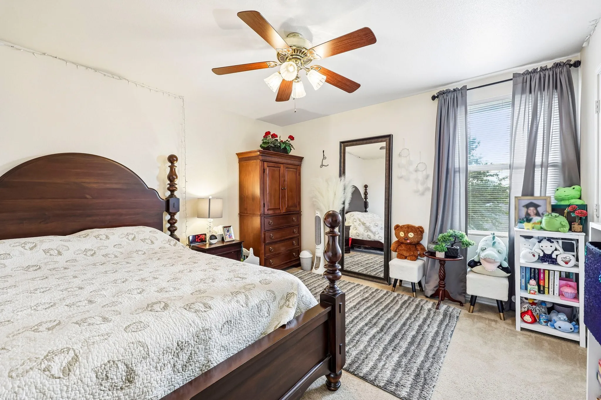 Single Family Residence For Rent in Collin County , 10719 Rankin Drive, Frisco, Texas 75035, 3 Bedroom, 3 Bathroom, 2 Garage spaces, 2,354 Sqft, built in 2006, mls#21389813, Real Estate Agent in Frisco, Homes For Rent in Collin county, Homes For Rent in Frisco, Realtor in Frisco Texas, Real Estate Brokerage Independent Realty Texas, Luminita Cordes Realtor