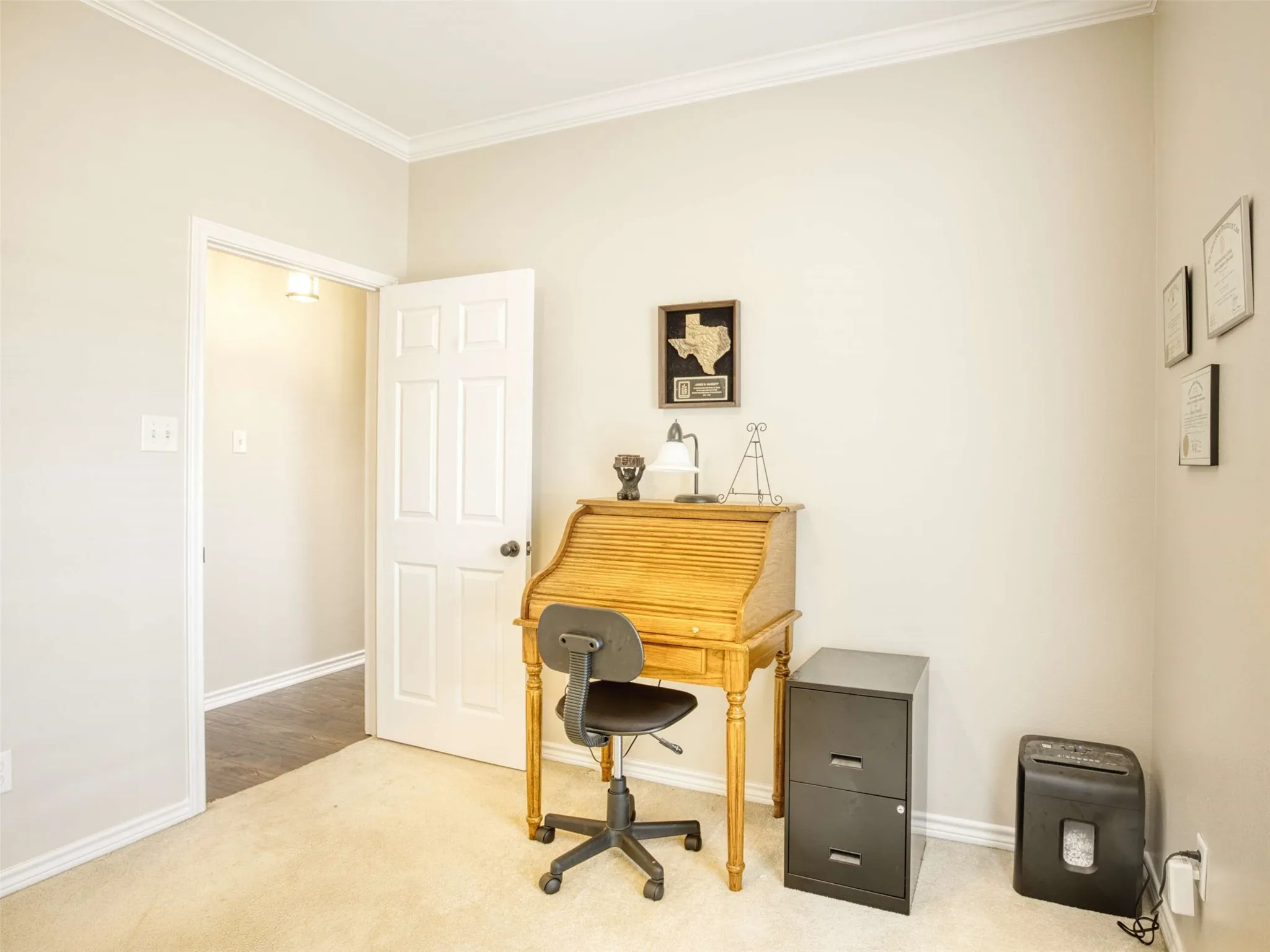 Single Family Residence For Sale in Wood County , 721 County Road 2210, Mineola, Texas 75773, 3 Bedroom, 2 Bathroom, 2 Garage spaces, 2,229 Sqft, built in 2002, mls#21392224, Real Estate Agent in Mineola, Homes For Sale in Wood county, Homes For Sale in Mineola, Realtor in Mineola Texas, Real Estate Brokerage Independent Realty Texas, Luminita Cordes Realtor