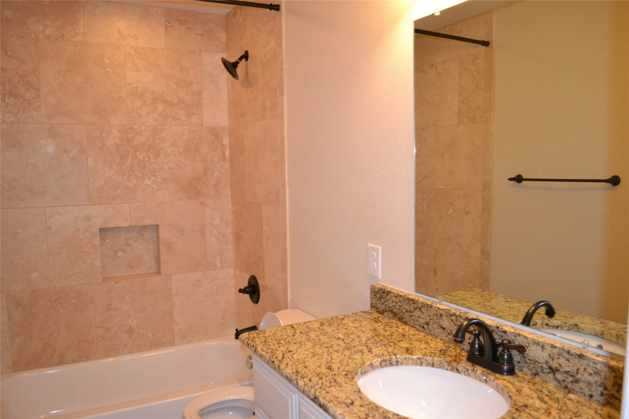Single Family Residence For Rent in Grayson County , 508 W Hull Street, Denison, Texas 75020, 3 Bedroom, 2 Bathroom, Garage spaces, 1,173 Sqft, built in 2016, mls#21392226, Real Estate Agent in Denison, Homes For Rent in Grayson county, Homes For Rent in Denison, Realtor in Denison Texas, Real Estate Brokerage Independent Realty Texas, Luminita Cordes Realtor