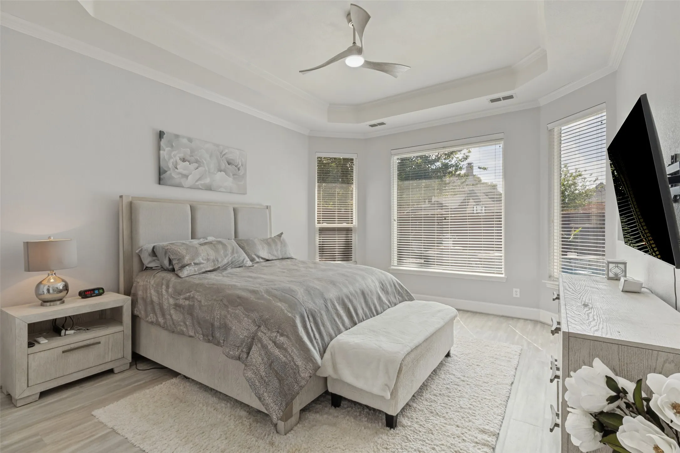 Single Family Residence For Sale in Denton County , 3481 Barkwood Lane, Frisco, Texas 75033, 5 Bedroom, 4 Bathroom, 3 Garage spaces, 4,213 Sqft, built in 2003, mls#21389183, Real Estate Agent in Frisco, Homes For Sale in Denton county, Homes For Sale in Frisco, Realtor in Frisco Texas, Real Estate Brokerage Independent Realty Texas, Luminita Cordes Realtor