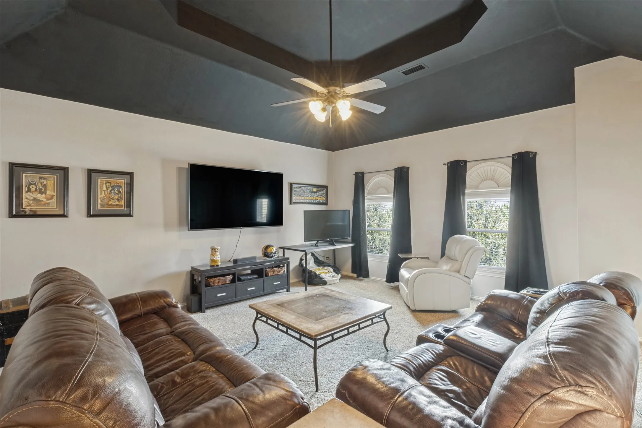 Single Family Residence For Sale in Denton County , 3481 Barkwood Lane, Frisco, Texas 75033, 5 Bedroom, 4 Bathroom, 3 Garage spaces, 4,213 Sqft, built in 2003, mls#21389183, Real Estate Agent in Frisco, Homes For Sale in Denton county, Homes For Sale in Frisco, Realtor in Frisco Texas, Real Estate Brokerage Independent Realty Texas, Luminita Cordes Realtor