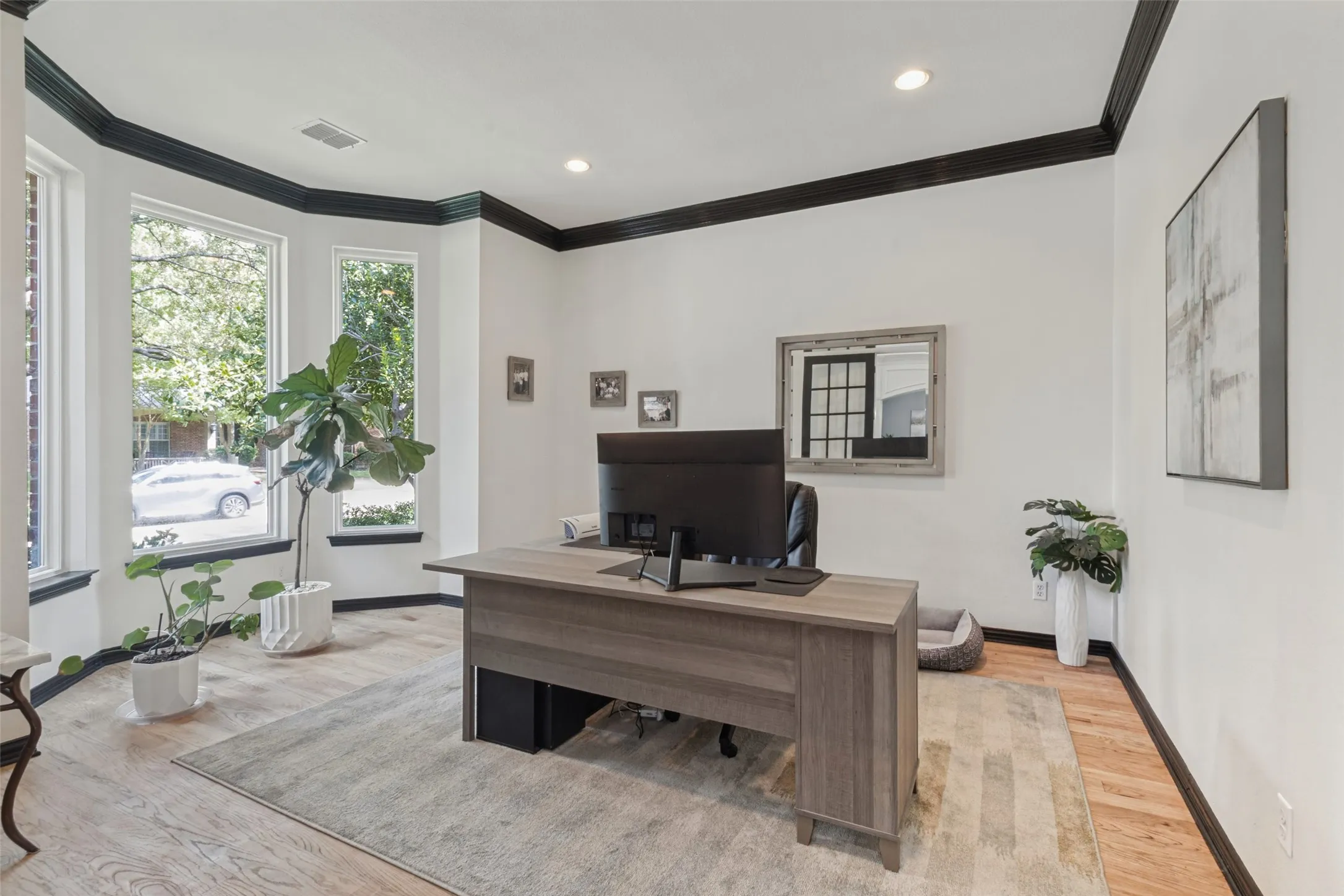 Single Family Residence For Sale in Denton County , 3481 Barkwood Lane, Frisco, Texas 75033, 5 Bedroom, 4 Bathroom, 3 Garage spaces, 4,213 Sqft, built in 2003, mls#21389183, Real Estate Agent in Frisco, Homes For Sale in Denton county, Homes For Sale in Frisco, Realtor in Frisco Texas, Real Estate Brokerage Independent Realty Texas, Luminita Cordes Realtor