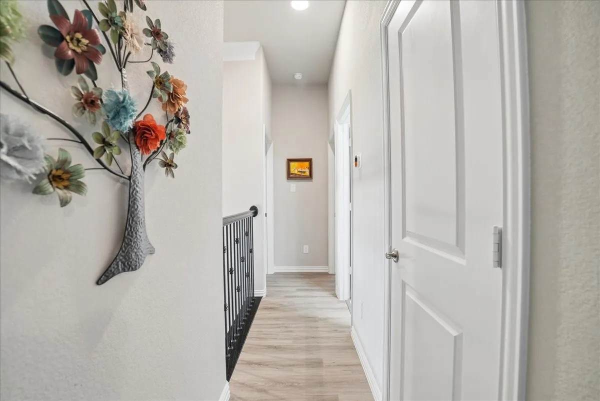 Single Family Residence For Sale in Denton County , 2206 Wellington Lane, Corinth, Texas 76210, 4 Bedroom, 4 Bathroom, 2 Garage spaces, 2,743 Sqft, built in 2016, mls#21388175, Real Estate Agent in Corinth, Homes For Sale in Denton county, Homes For Sale in Corinth, Realtor in Corinth Texas, Real Estate Brokerage Independent Realty Texas, Luminita Cordes Realtor