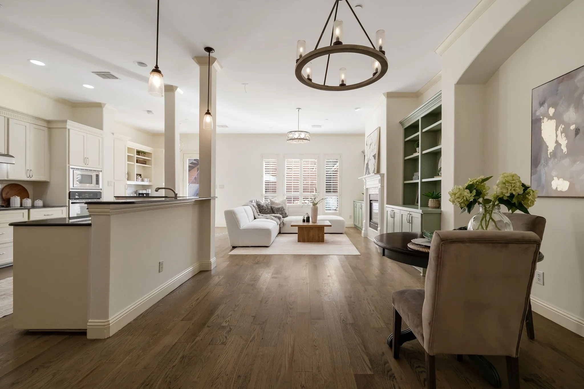 Townhouse For Sale in Collin County , 8340 Library Street, Frisco, Texas 75034, 4 Bedroom, 5 Bathroom, 2 Garage spaces, 3,860 Sqft, built in 2002, mls#21379482, Real Estate Agent in Frisco, Homes For Sale in Collin county, Homes For Sale in Frisco, Realtor in Frisco Texas, Real Estate Brokerage Independent Realty Texas, Luminita Cordes Realtor